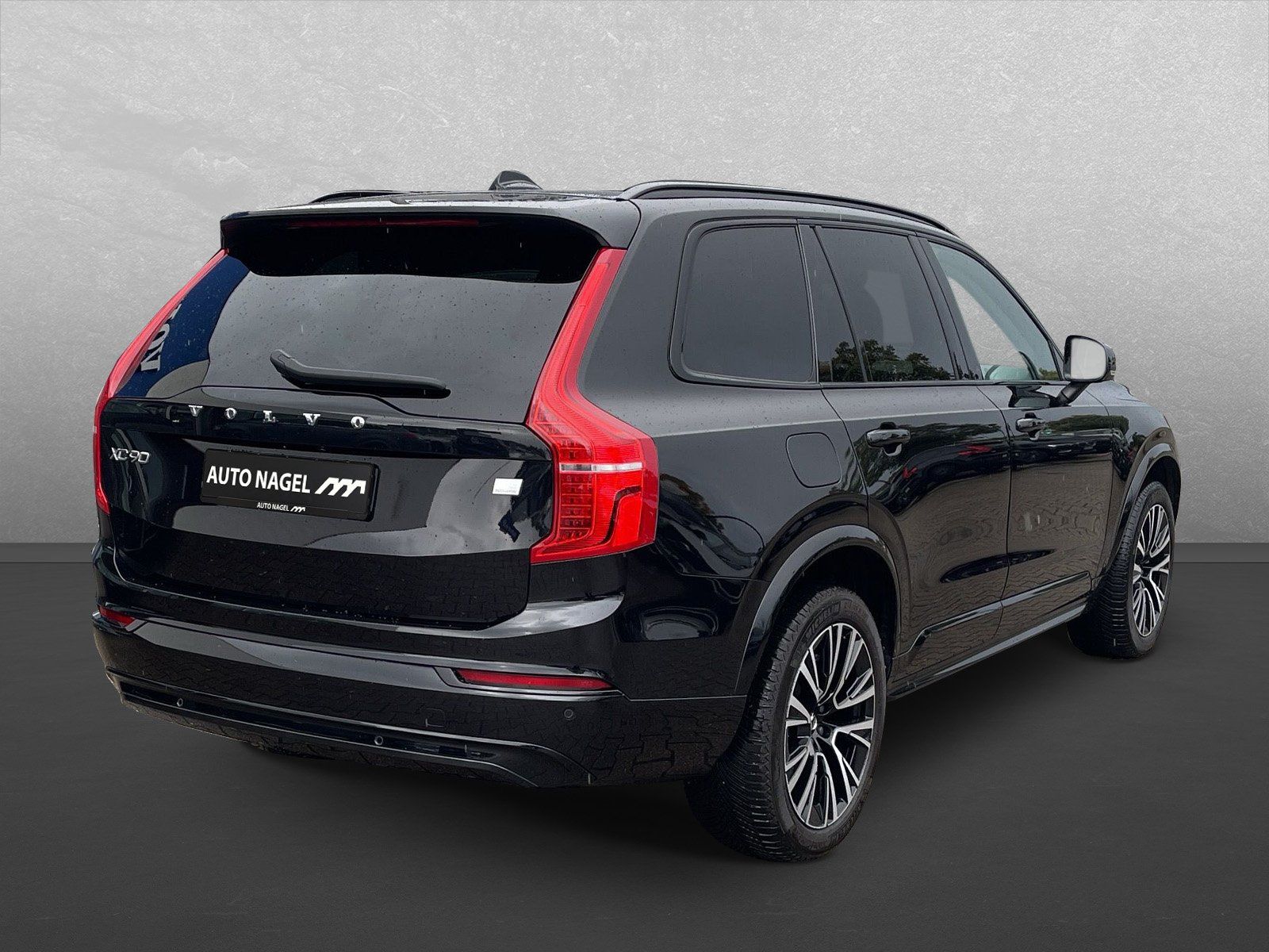 Volvo XC90 Recharge T8 AWD Plus+AHK+Licht Paket