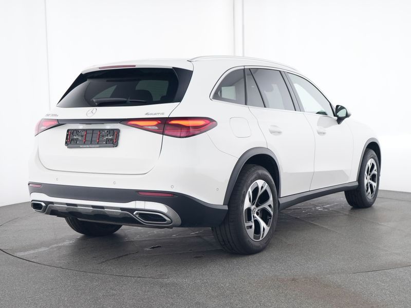 Mercedes-Benz GLC 300 e 4M Avantgarde - Samsaru's Car Outlet
