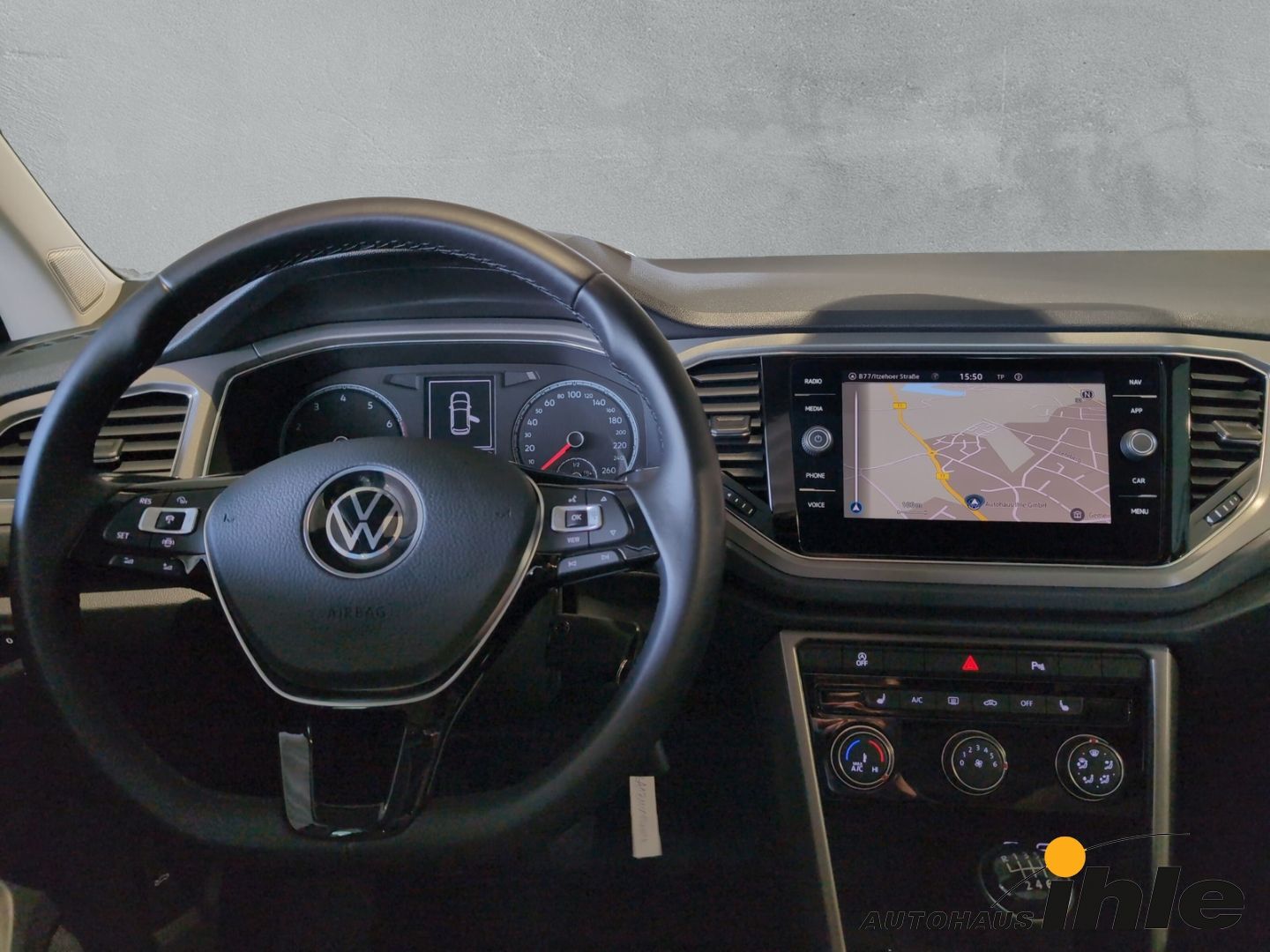 Volkswagen T-Roc Style 1.0 TSI - Samsaru's Car Outlet