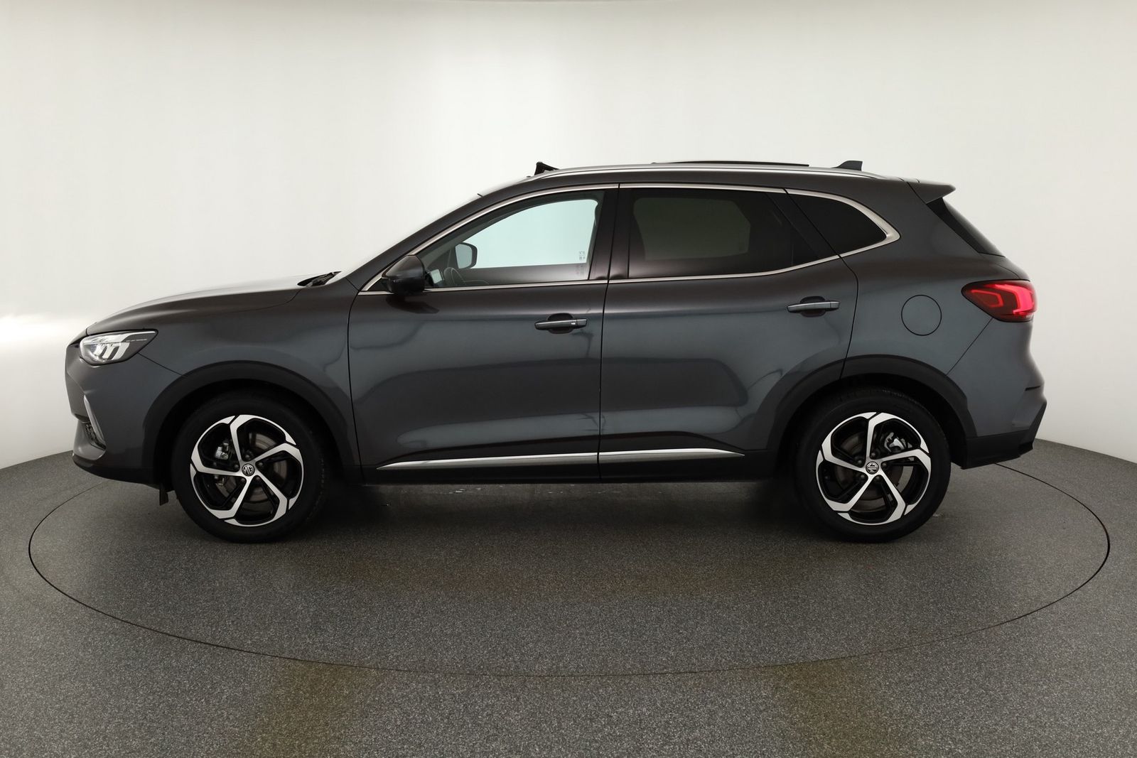 MG HS 1.5 T-GDI Luxury Aut. LED ACC Navi Pano