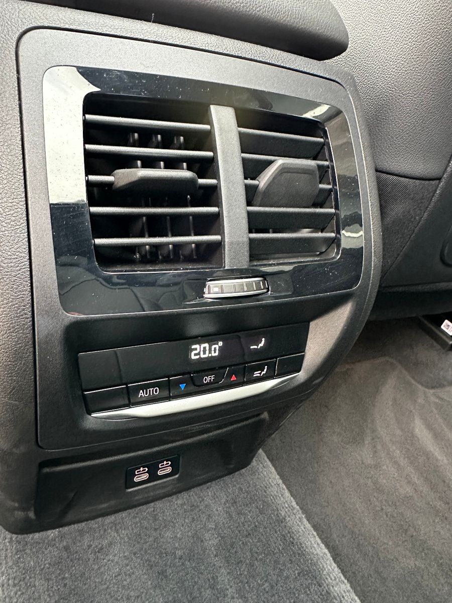 BMW X3 xDrive 30d M Sport - Samsaru's Car Outlet