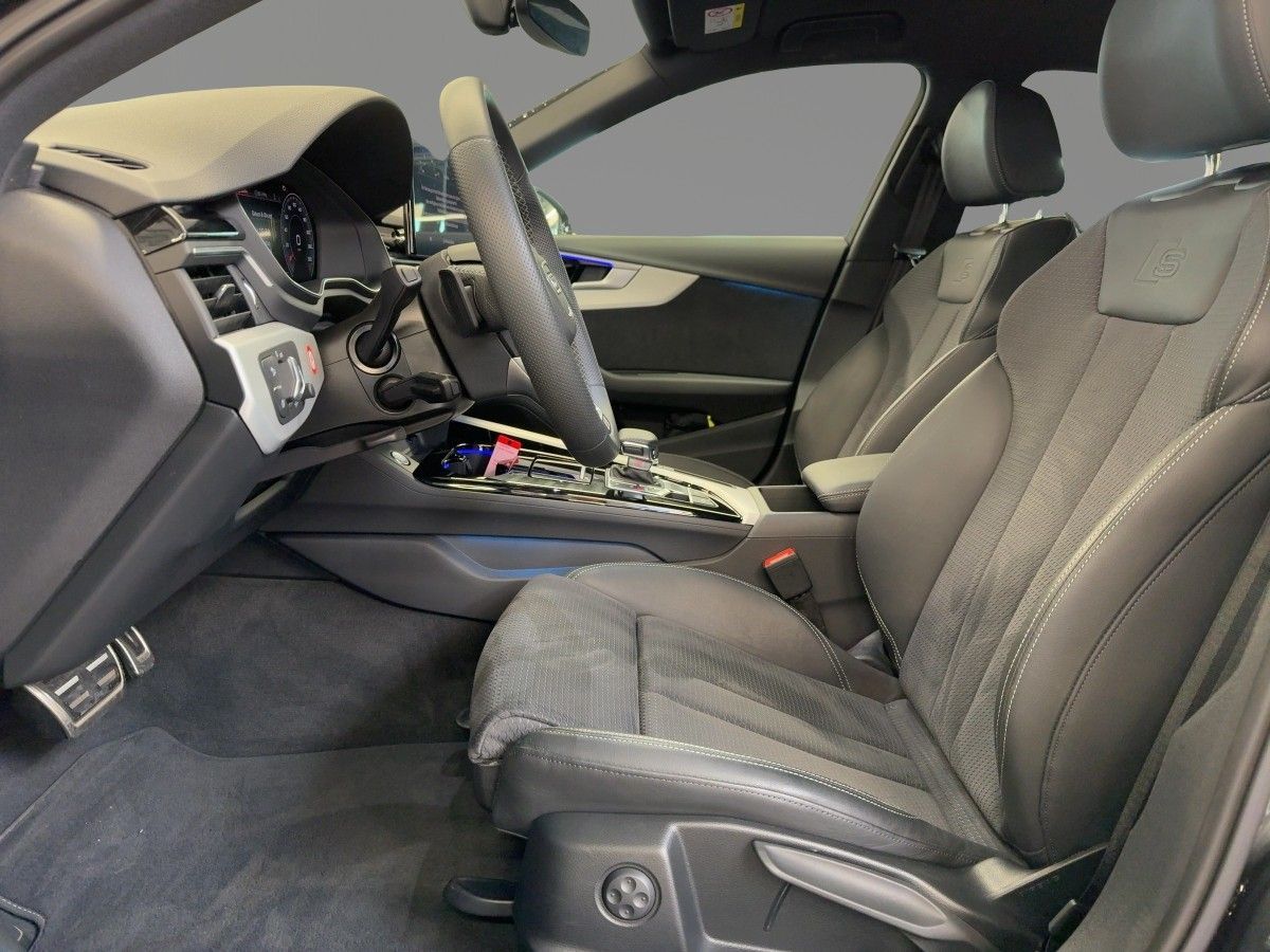 Audi A4 Avant 35 TFSI S line - Samsaru's Car Outlet