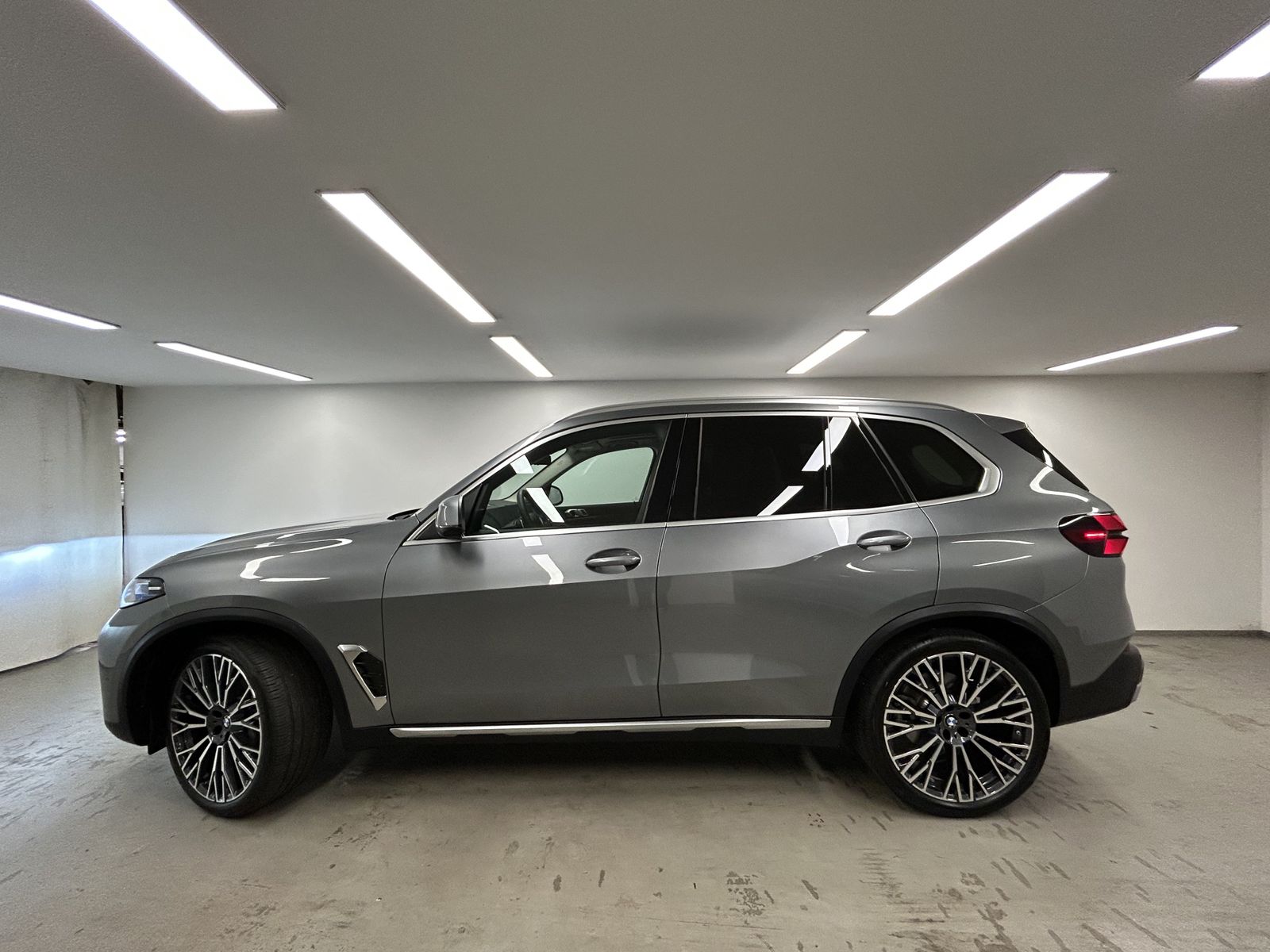 BMW X5 xDrive40i M Sportpaket AHK B&W Pano. DAB Driv