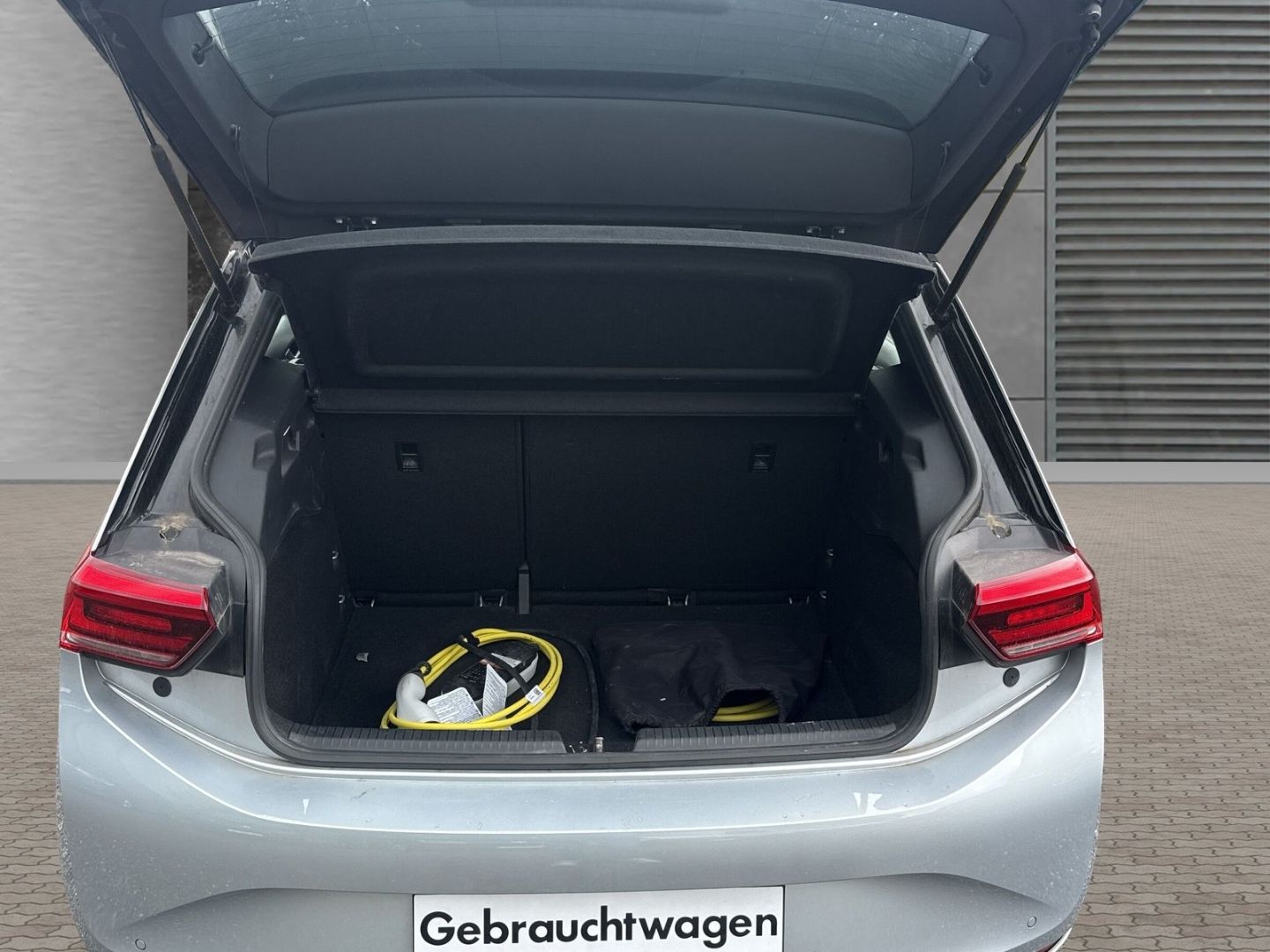 Volkswagen ID.3 150 kW Pro Performance Life - Samsaru's Car Outlet