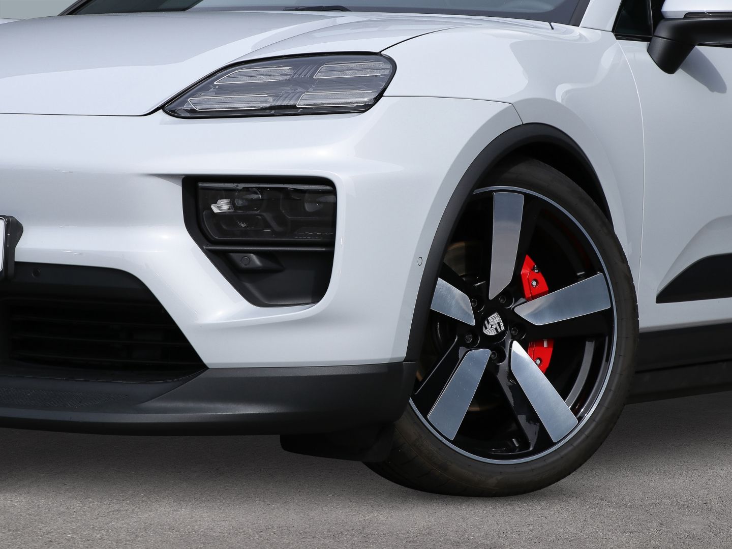 Porsche Macan 4S Burmester HA-Lenkung InnoDrive 22-Zoll