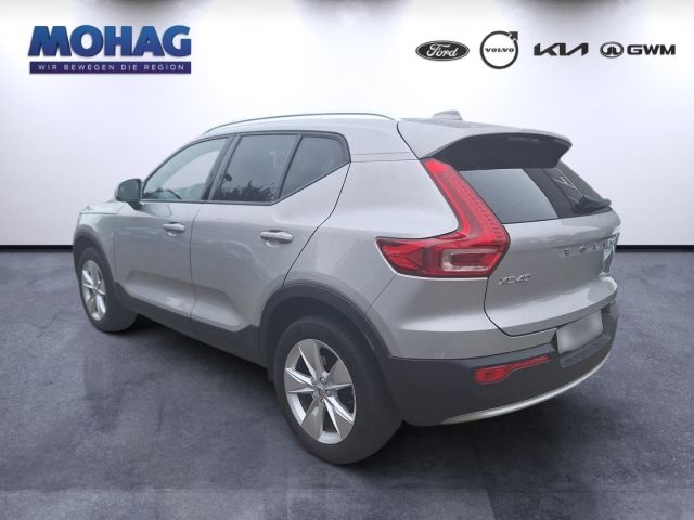 Volvo XC40 2WD Core *AHK Schwenkbar* Rückfahrkamera* G