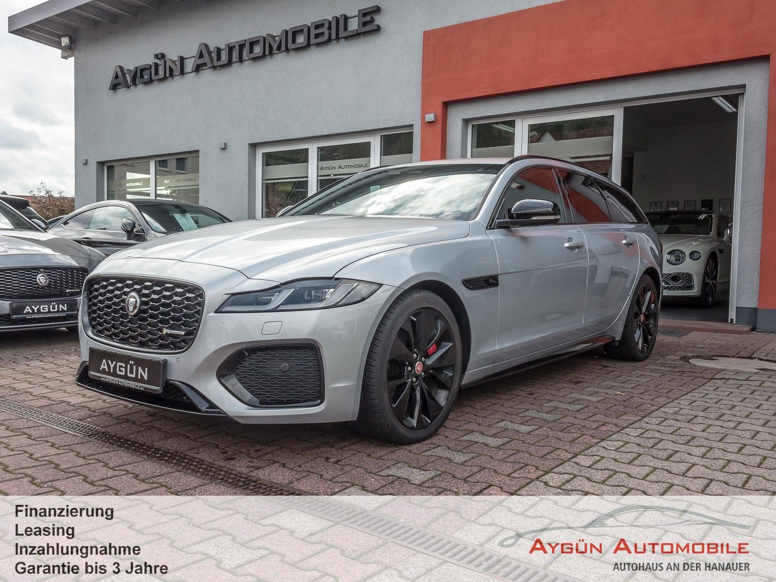 Jaguar XF Sportbrake D200 AWD R-Dynamic Black*AHK*