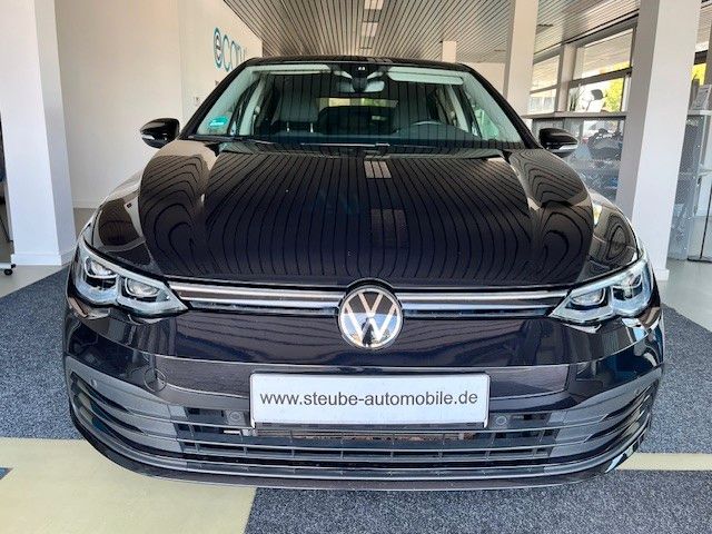 Volkswagen Golf VIII 1.5 TSI Lim. United - Samsaru's Car Outlet