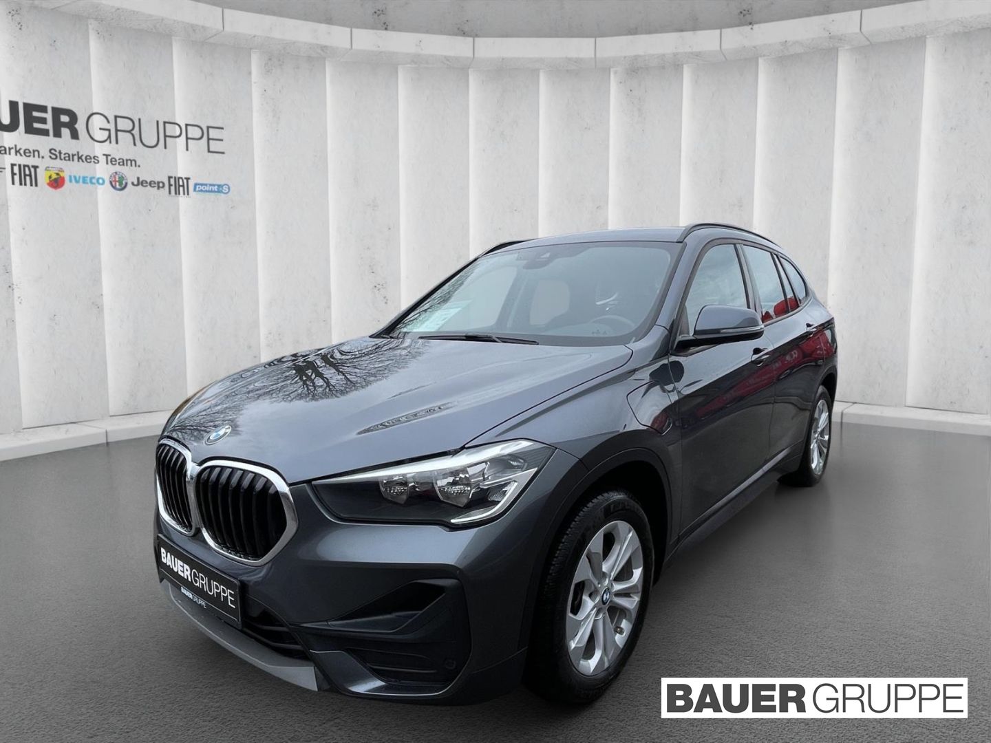 BMW X1 xDrive25e Memory Sportsitze Komfortzugang - Samsaru's Car Outlet