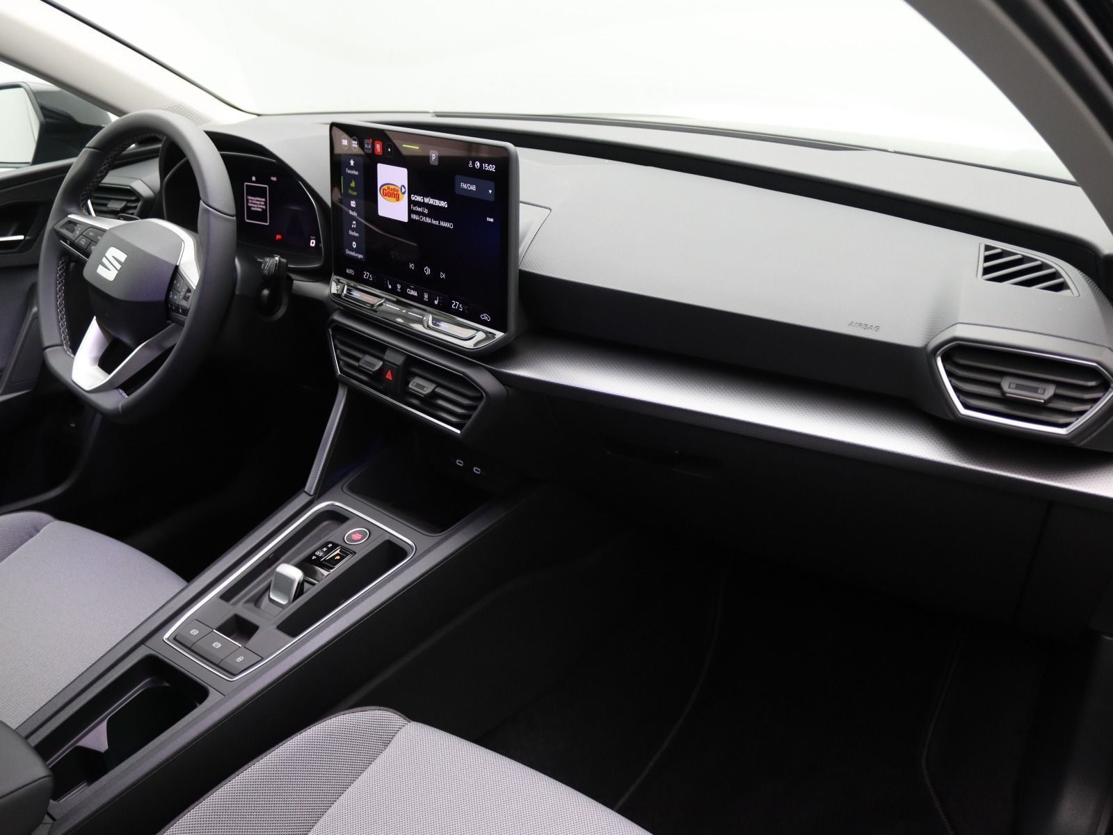 Seat Leon ST Style Edition 2.0TDI DSG/ Navi, AHK, LED