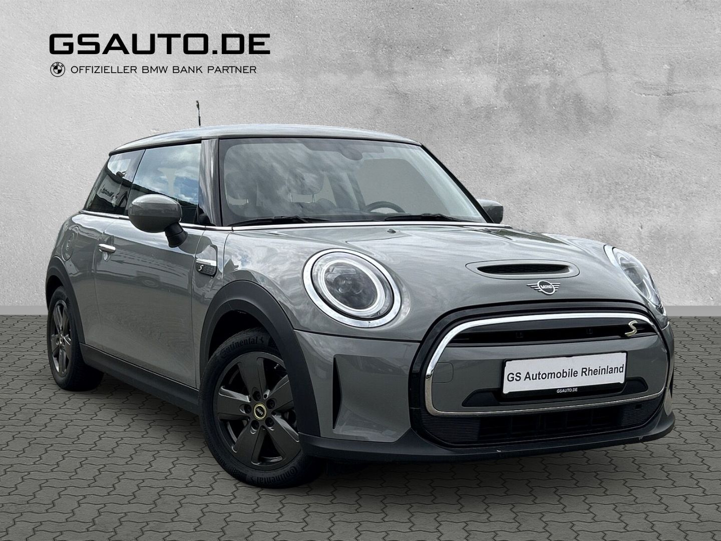 MINI Cooper SE Essential Trim - Samsaru's Car Outlet