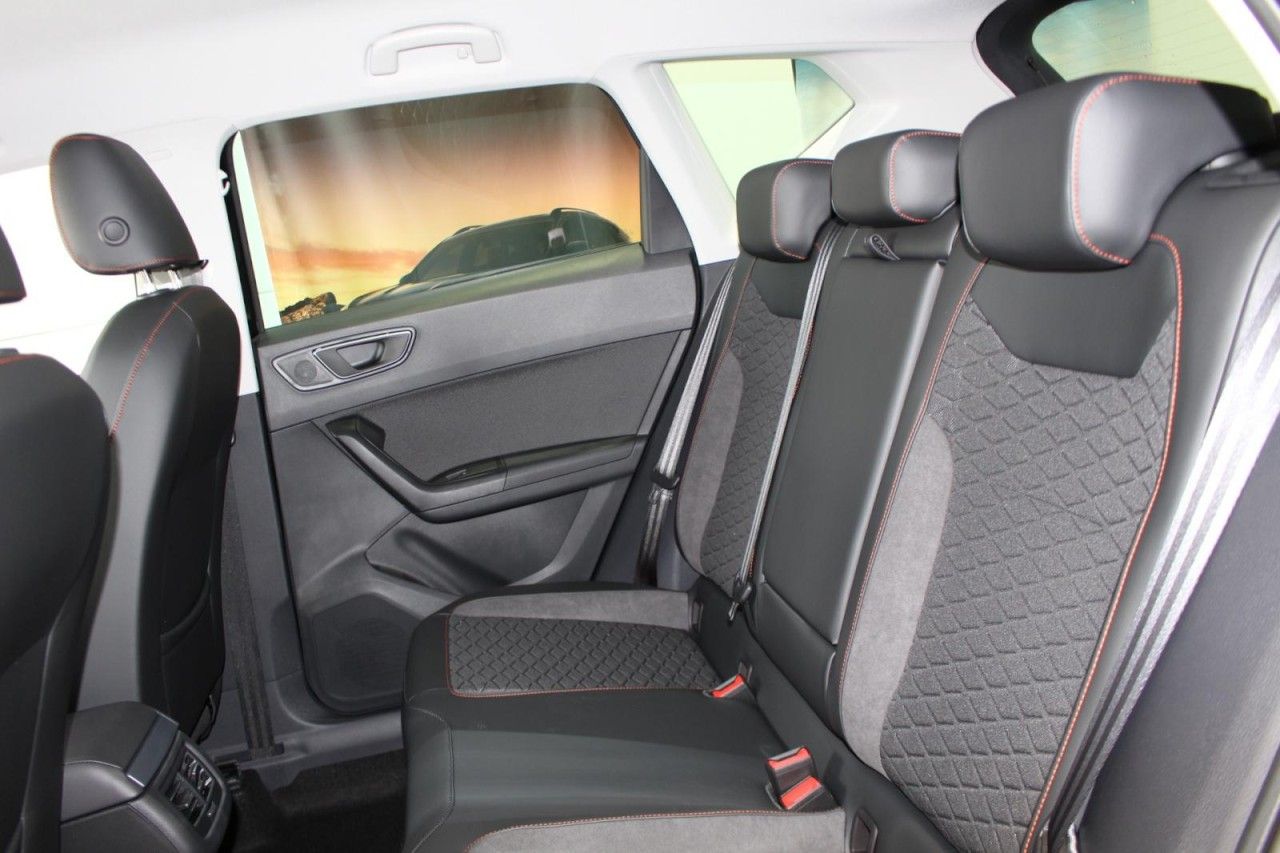 Seat Ateca FR TDI DSG AHK+elHK+ACC+PDC+NAVI+TOTW+RFK