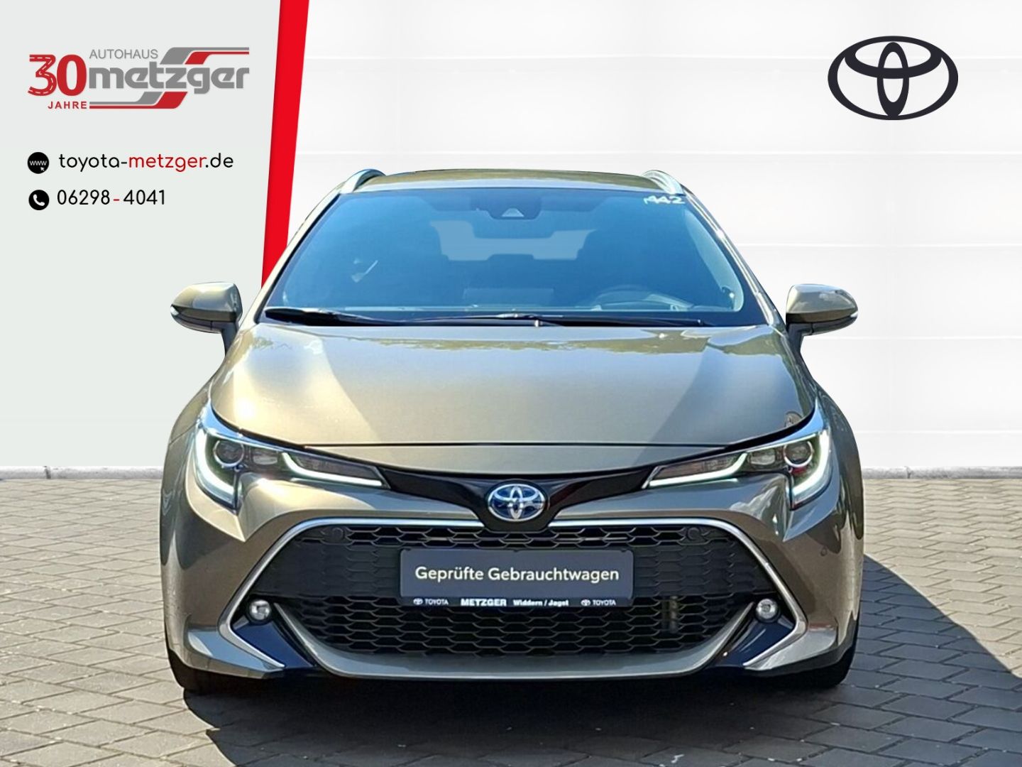 Toyota Corolla Touring Sports 2.0 Hybrid Lounge - Samsaru's Car Outlet