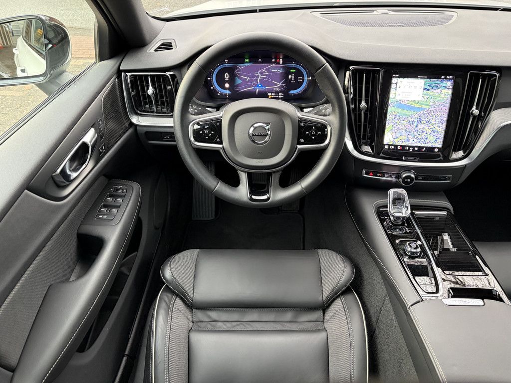 Volvo V60 T8 AWD Geartronic Recharge Plug-In Hybrid