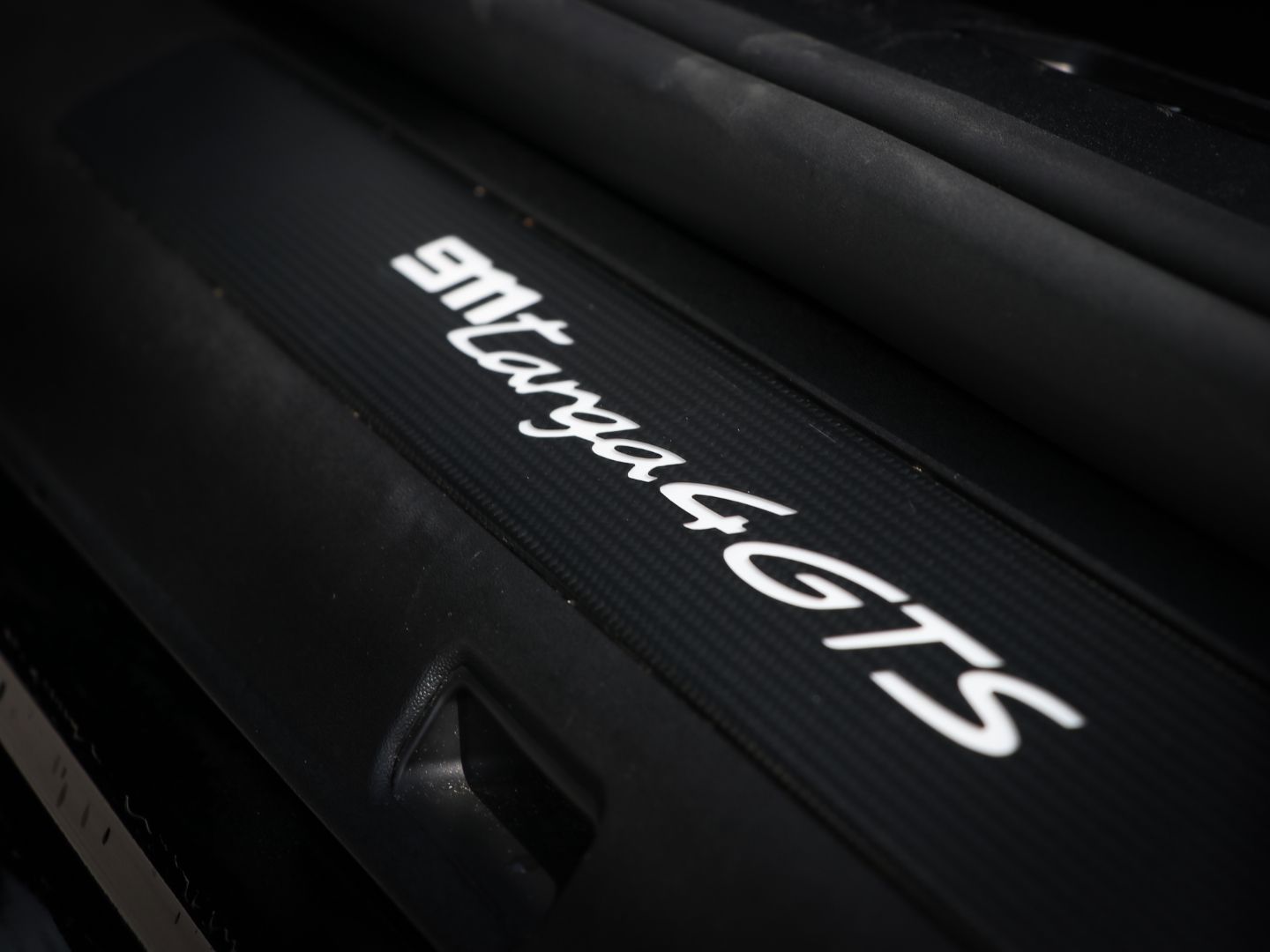 Porsche 992 911 Targa 4 GTS Burmester HA-Lenkung LED