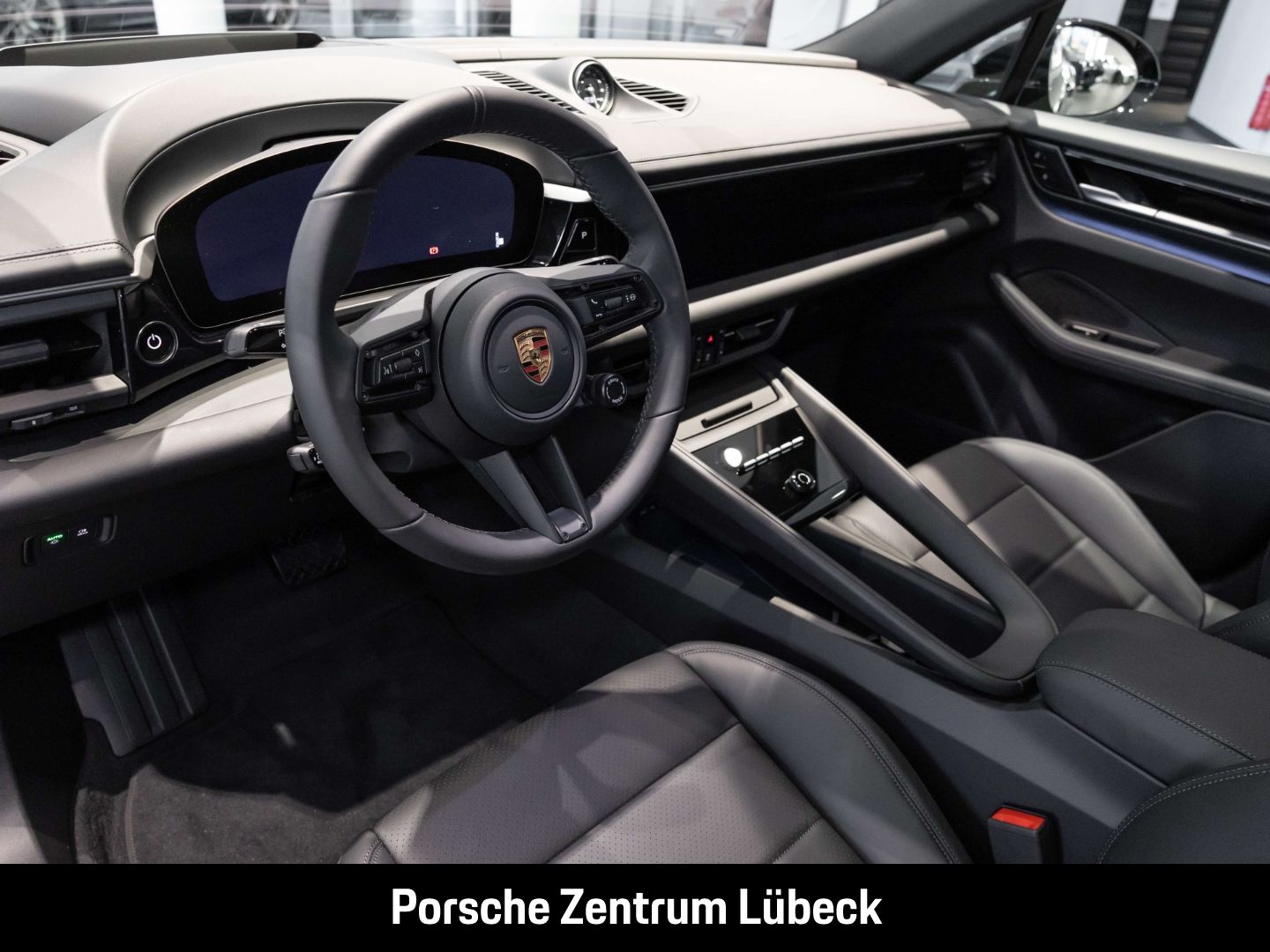 Porsche Macan - Samsaru's Car Outlet