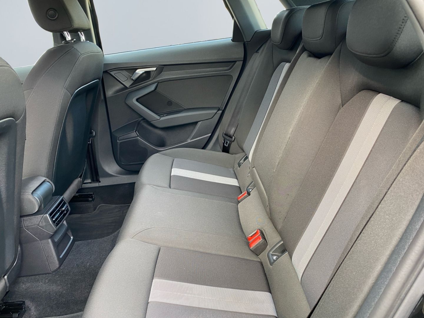 Audi A3 35 TDI Sportback S tron advanced *LED*CAM*SHZ