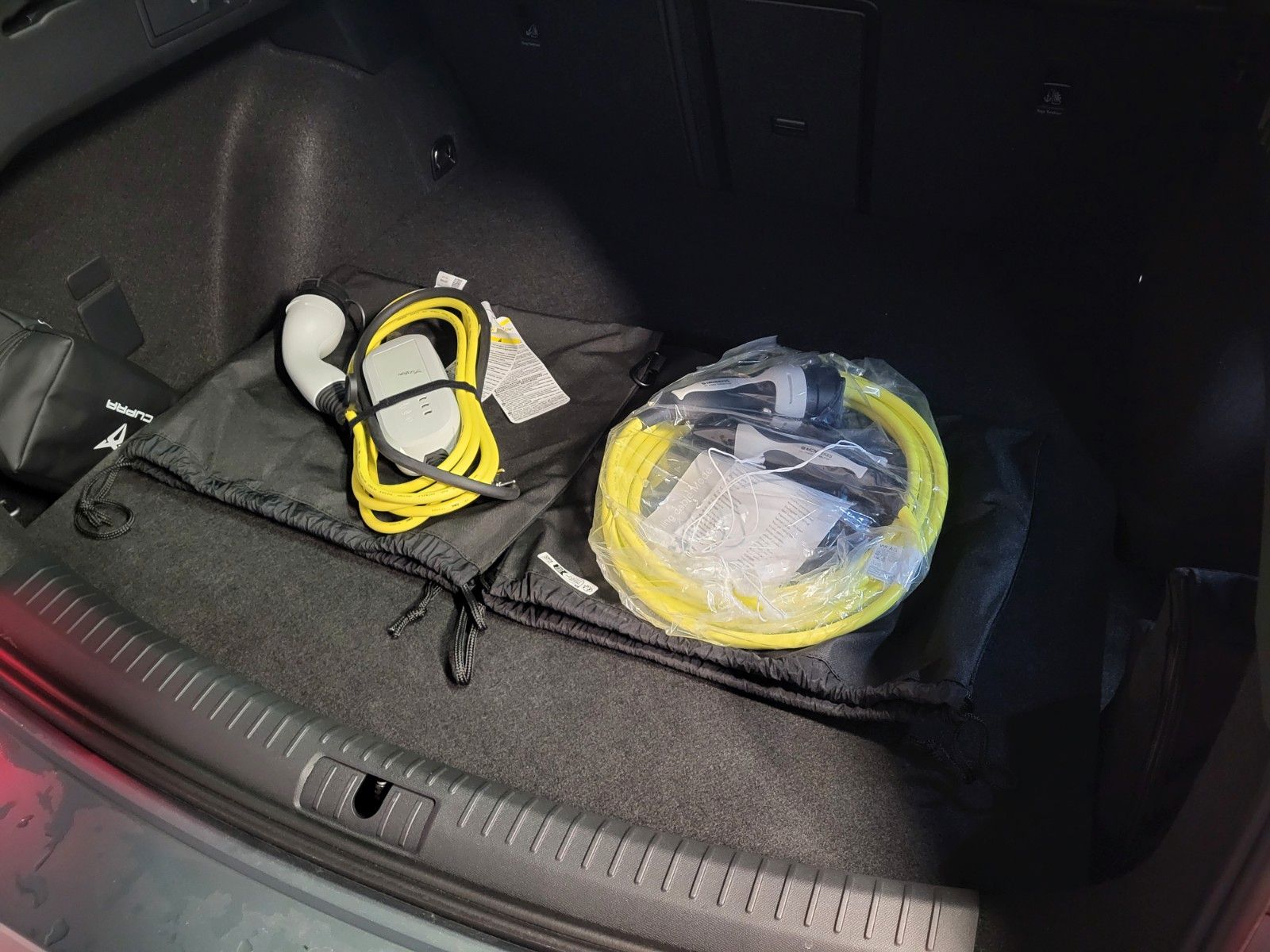 Cupra Leon Sportstourer -VZ- 1.5 e-Hybrid - Samsaru's Car Outlet