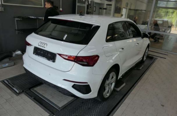 Audi A3 Sportback 40 TFSI e S line - Samsaru's Car Outlet