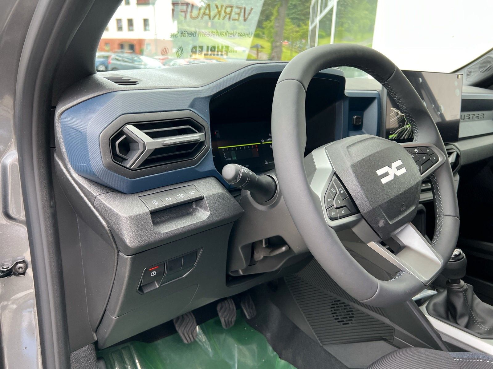 Dacia Duster TCe 130 Journey - Samsaru's Car Outlet