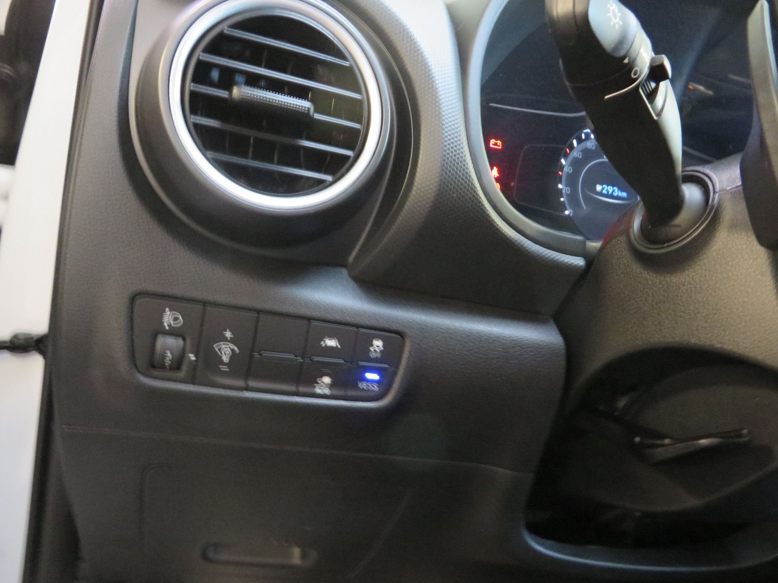 Hyundai Kona EV Advantage - Samsaru's Car Outlet