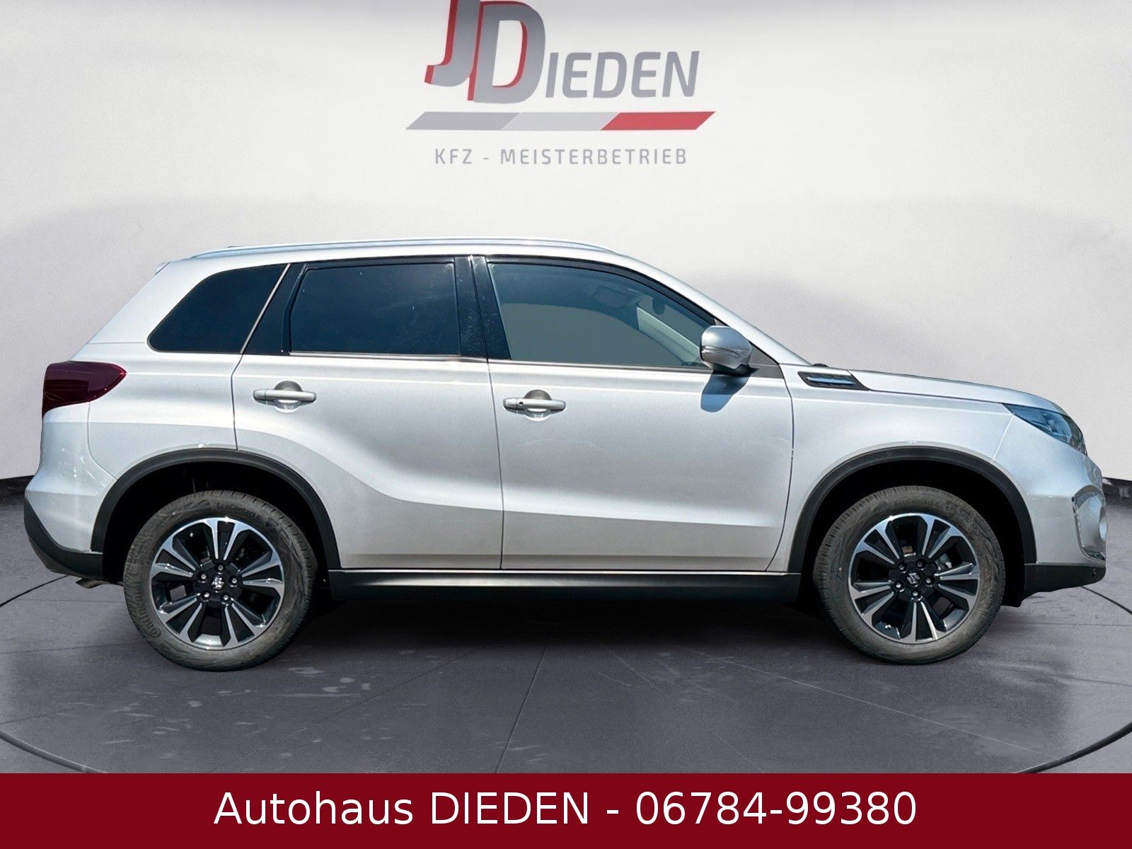 Suzuki Vitara 1.4 Mild-Hybrid Club 2WD - Samsaru's Car Outlet
