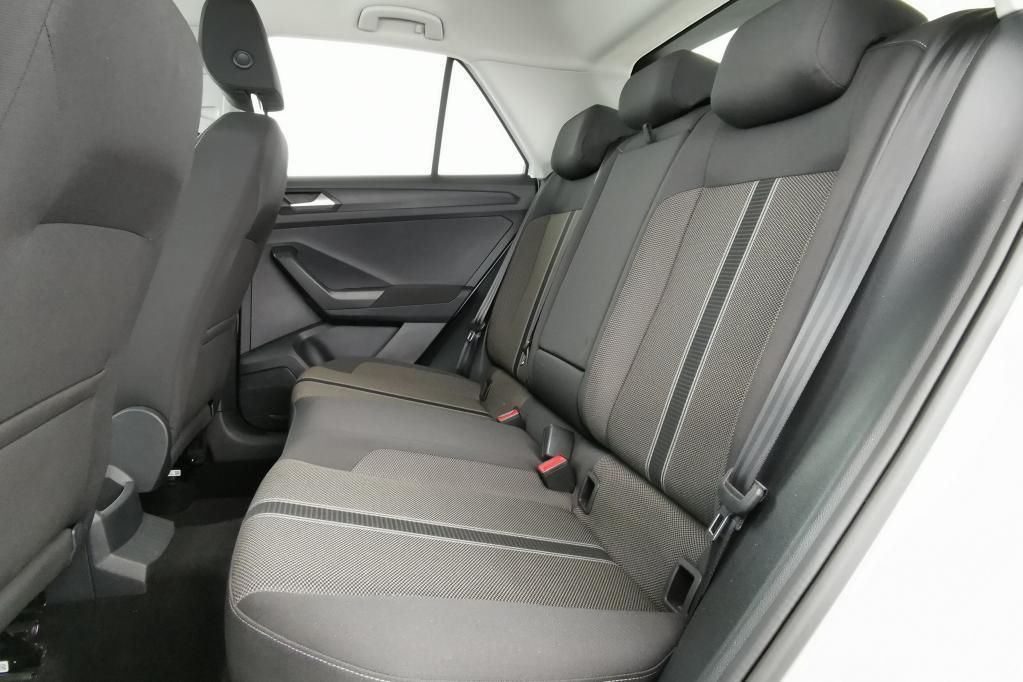 Volkswagen T-Roc Comfortline 1.5 TSI - Samsaru's Car Outlet