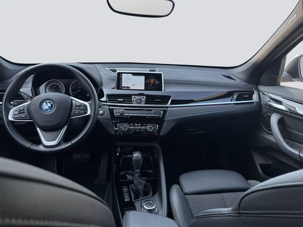 BMW X1 xDrive25e Sport Line - Samsaru's Car Outlet