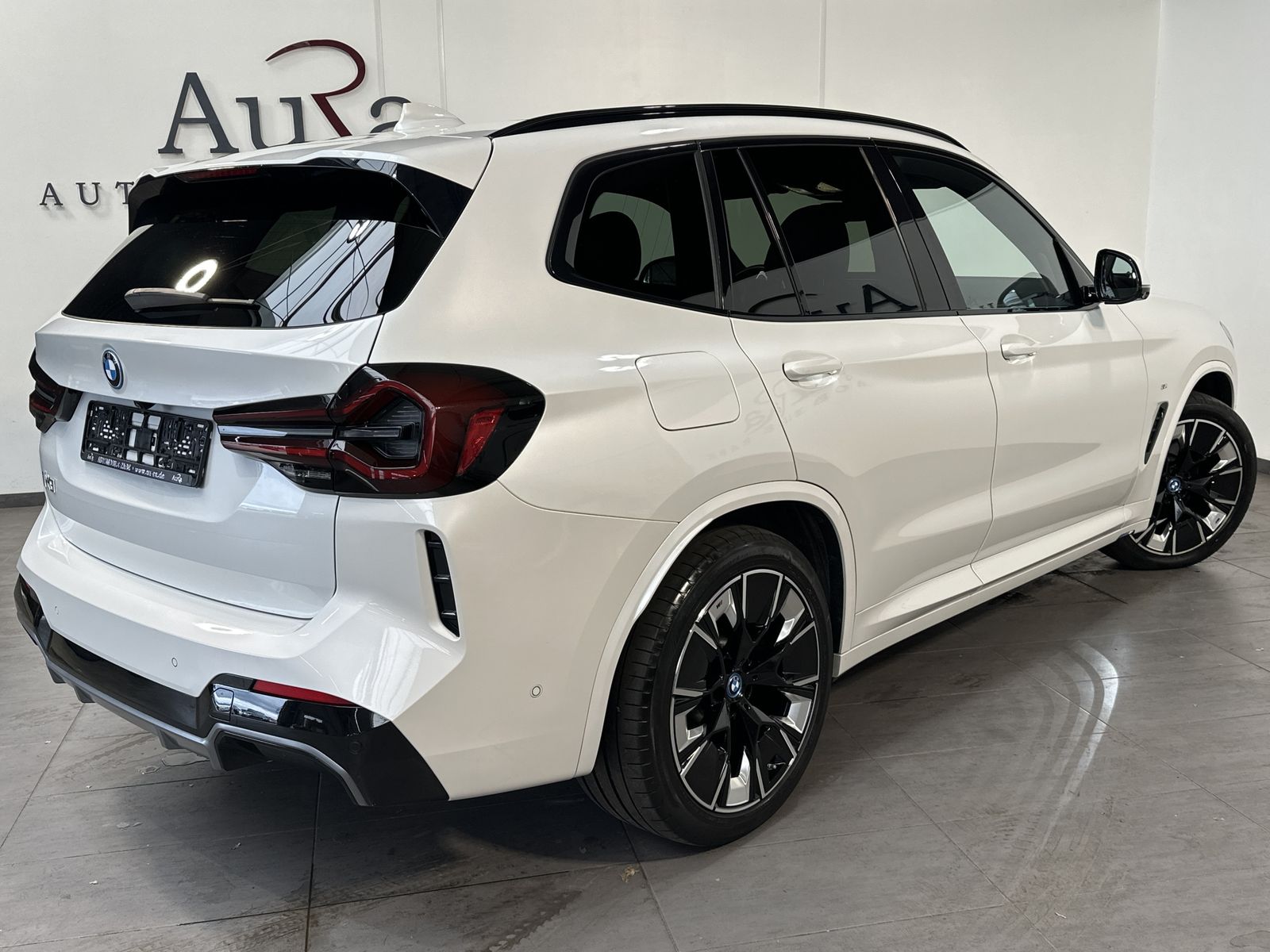 BMW iX3 Impressive NAV+LASER+ACC+KAMERA+PANO+HUD+AHK