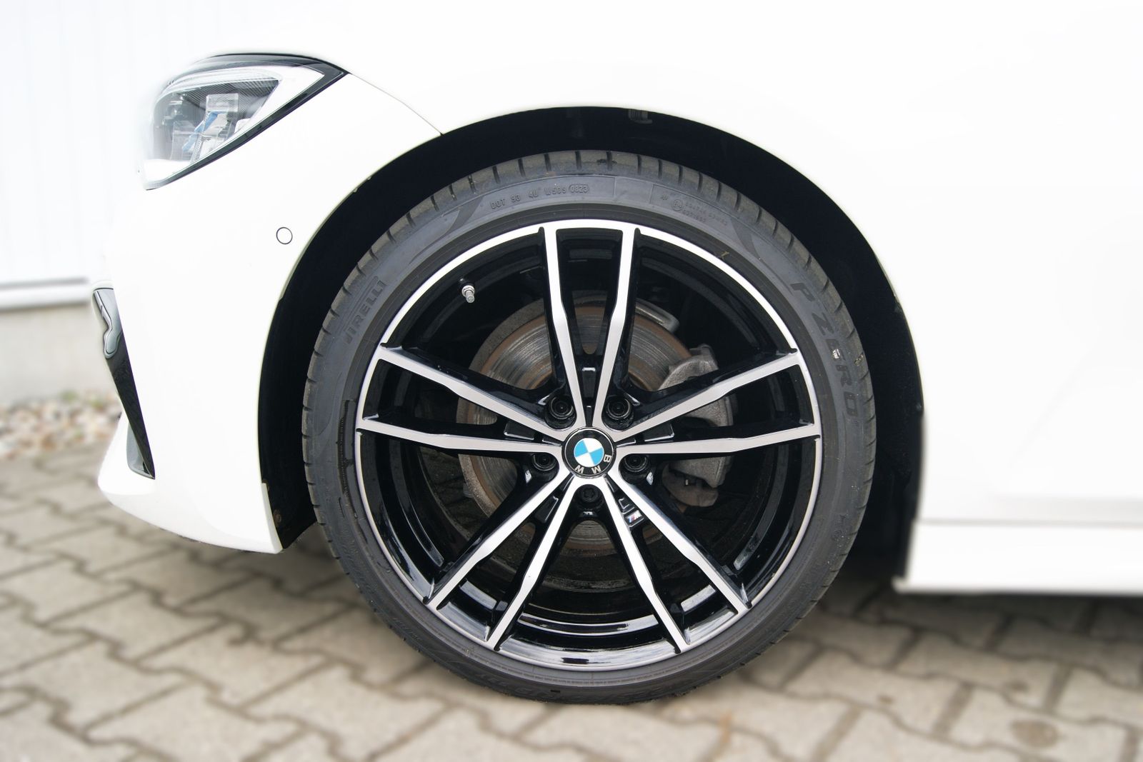 BMW 320d xDrive M Sport - Samsaru's Car Outlet