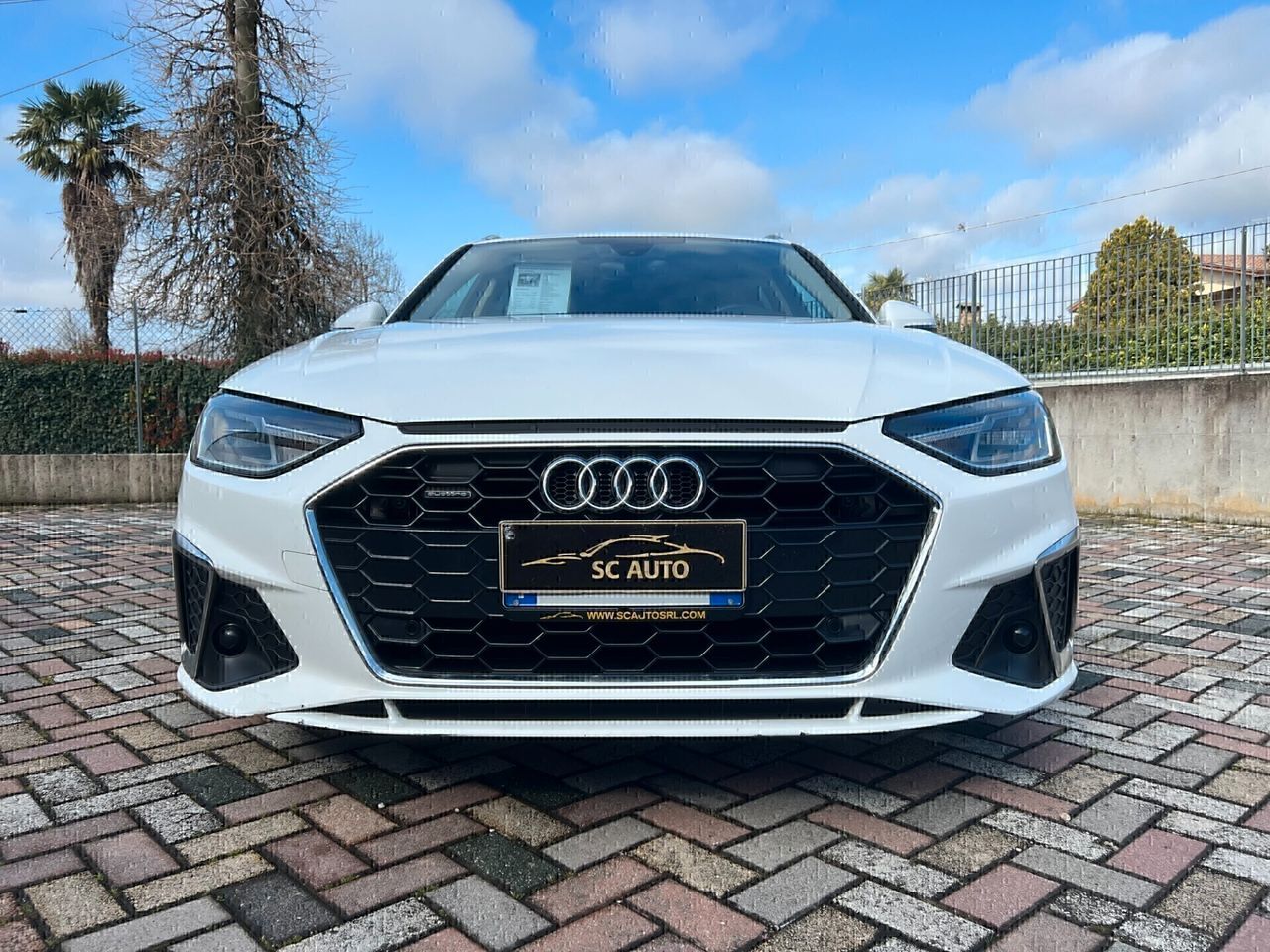 Audi A4 Avant 40 TDI S tronic S line - Samsaru's Car Outlet
