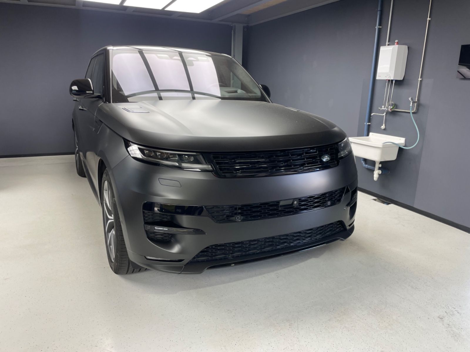 Range Rover Sport P530 First Editon Autobio - Samsaru's Car Outlet