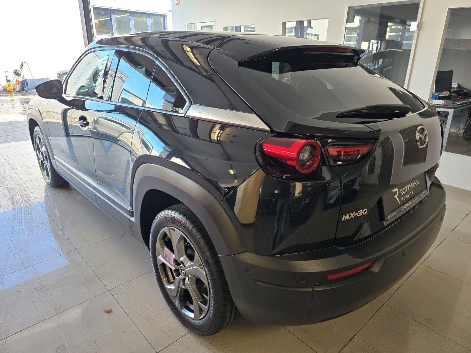 Mazda MX-30 e-SKYACTIV *KOM-P*IV-P*PRE-P*HUD*BOSE*360°