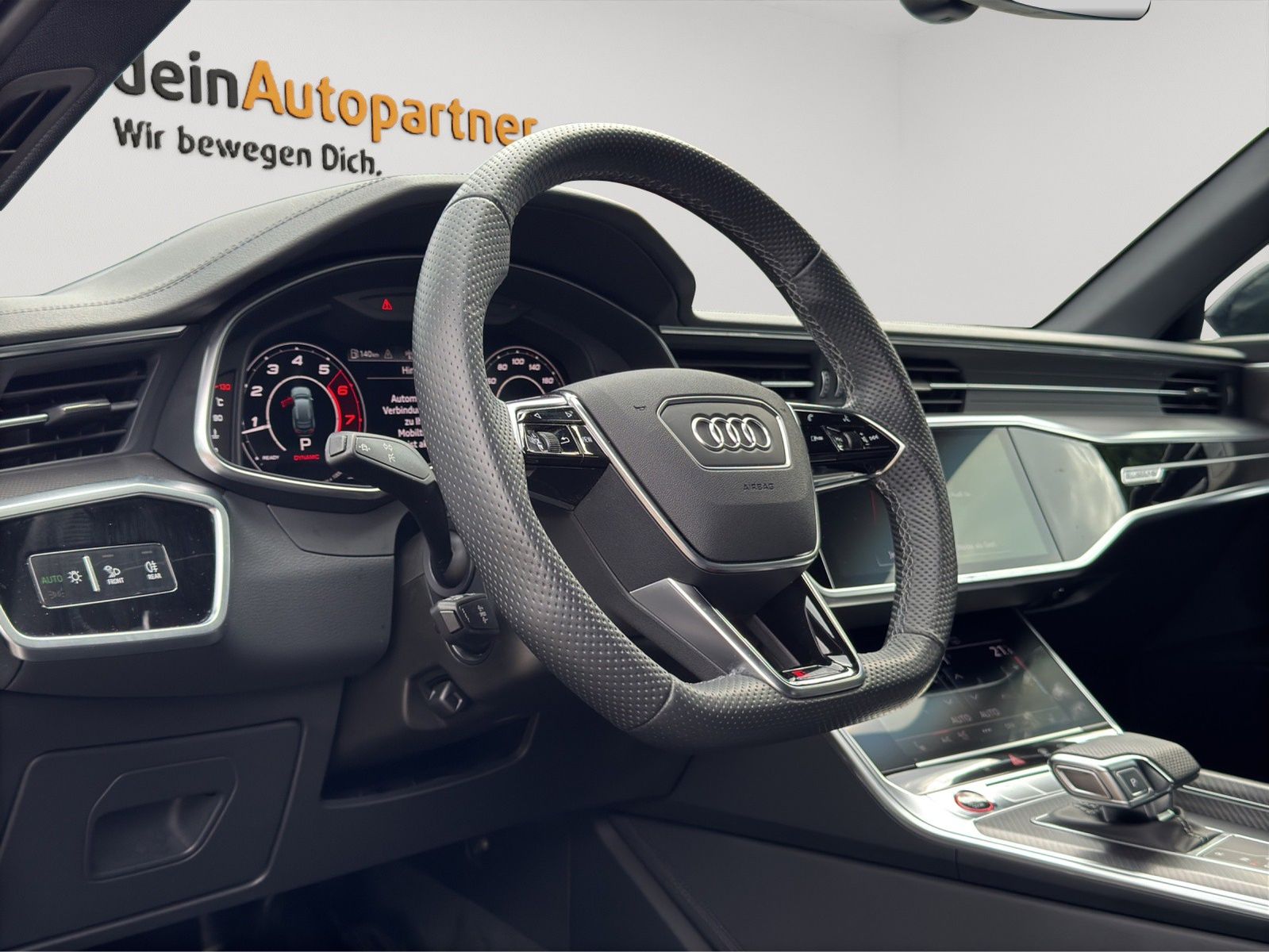 Audi RS 6 Avant 4.0 TFSI quattro LED/LEDER/HUD/AIR SU