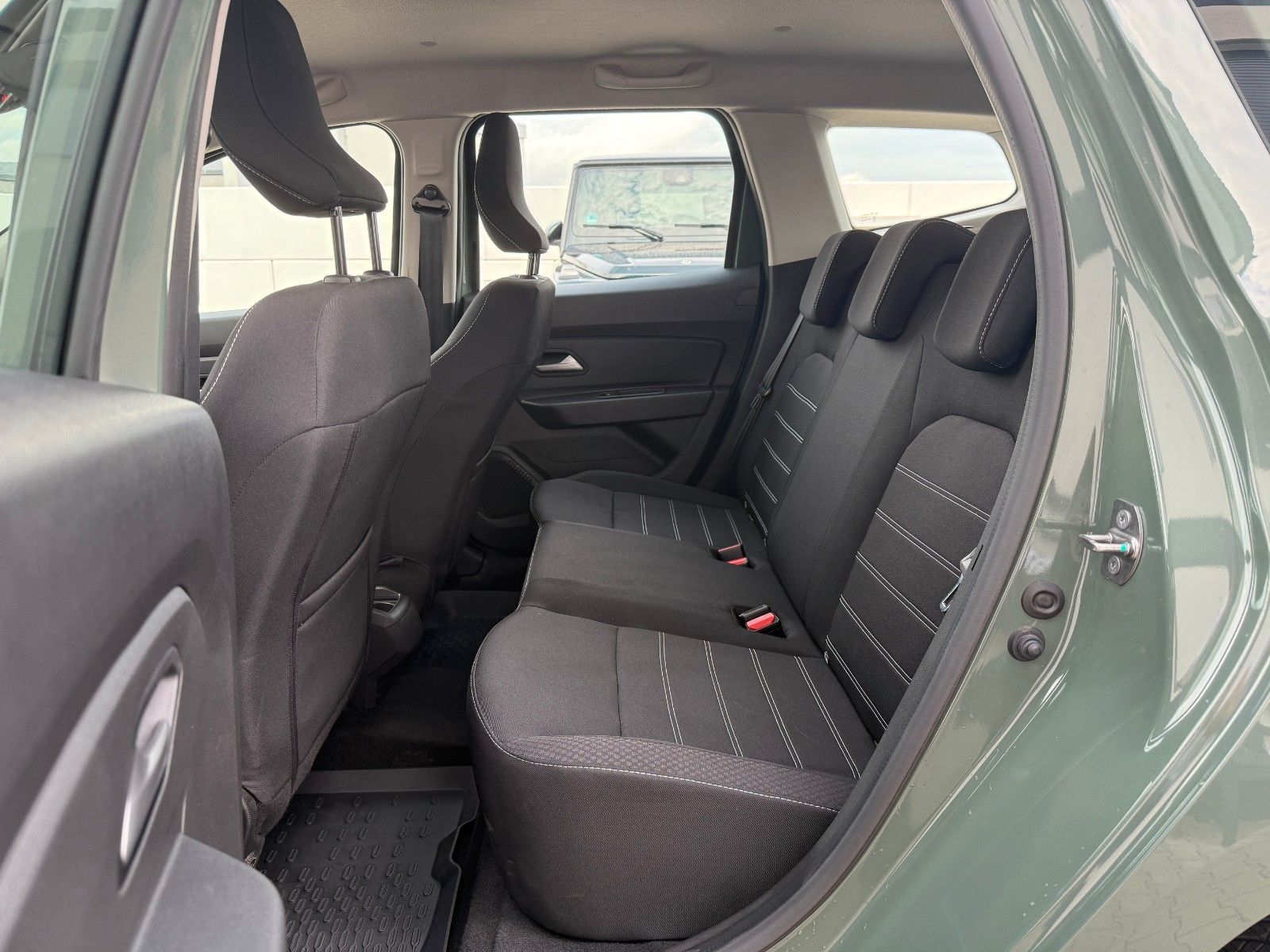 Dacia Duster II Expression 4WD - Samsaru's Car Outlet