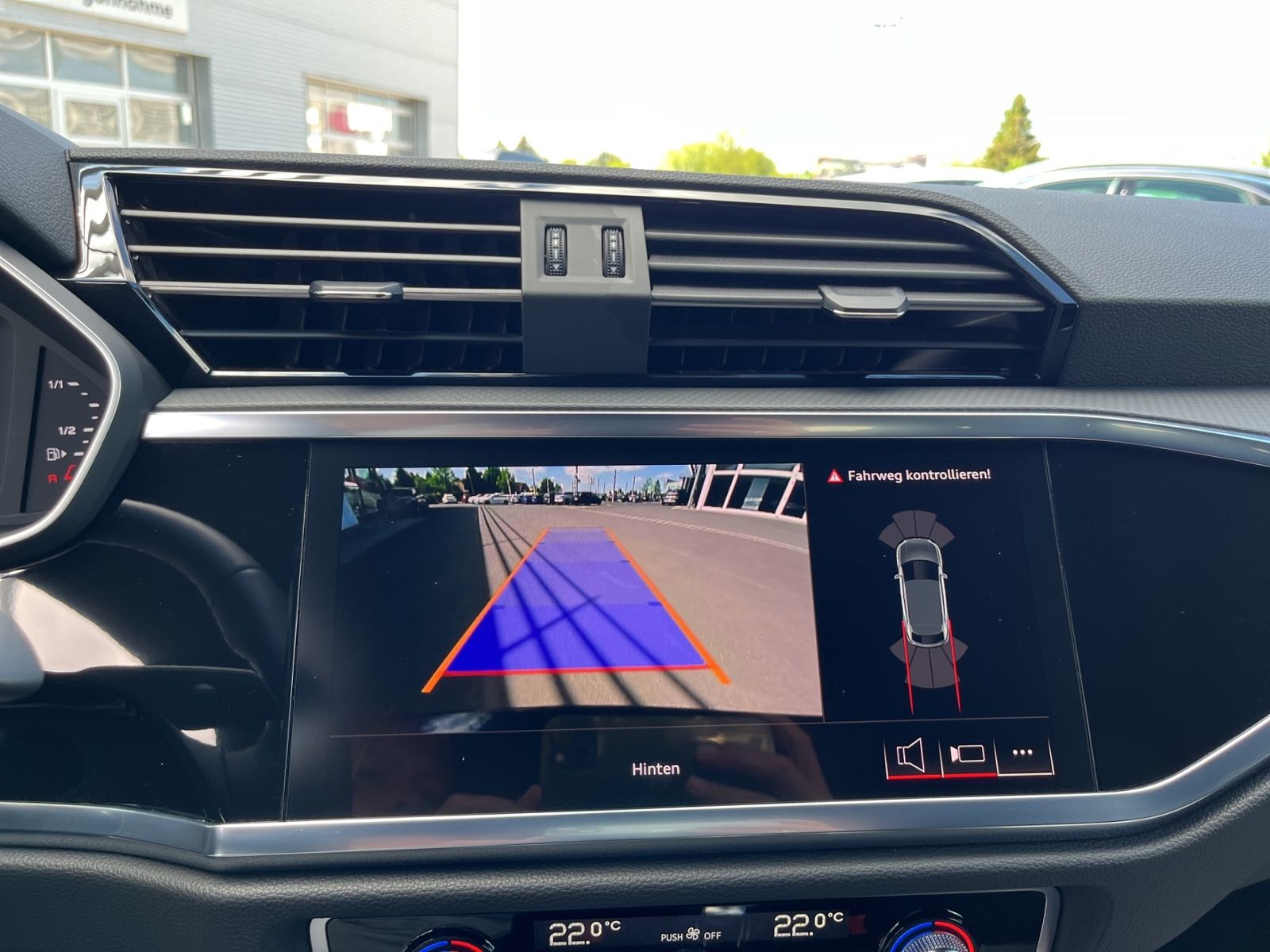 Audi Q3 Sportback 40 TFSI quattro S line - Samsaru's Car Outlet