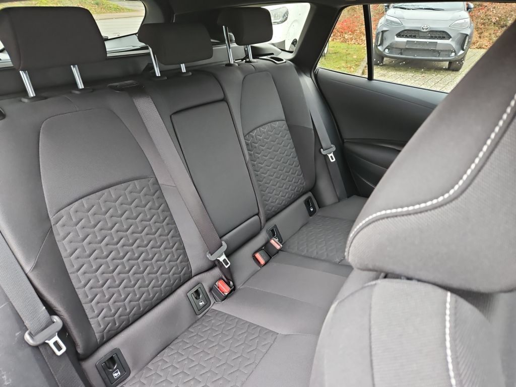 Toyota Corolla 2.0 Hybrid Touring Sports Team Deutschla