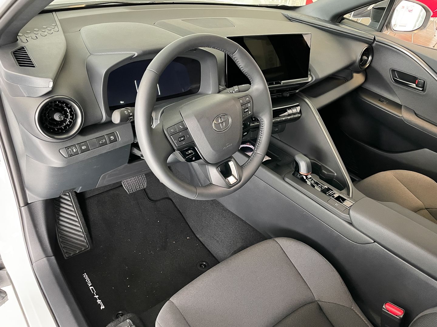 Toyota C-HR Hybrid - Samsaru's Car Outlet