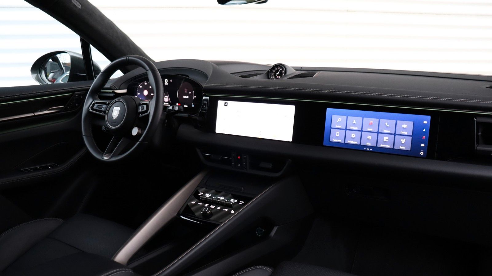 Porsche Macan Electric Turbo, Innodr. Pano,HUD,AHK, BOSE