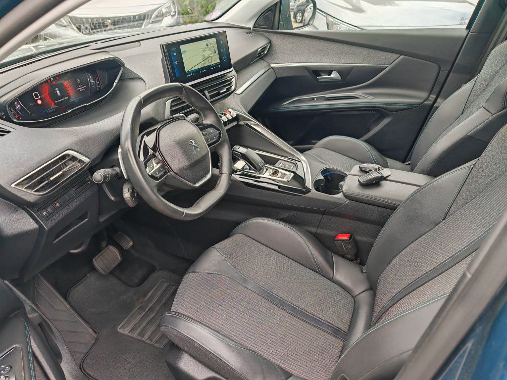 Peugeot 3008 PureTech EAT8 ALLURE PACK - Samsaru's Car Outlet