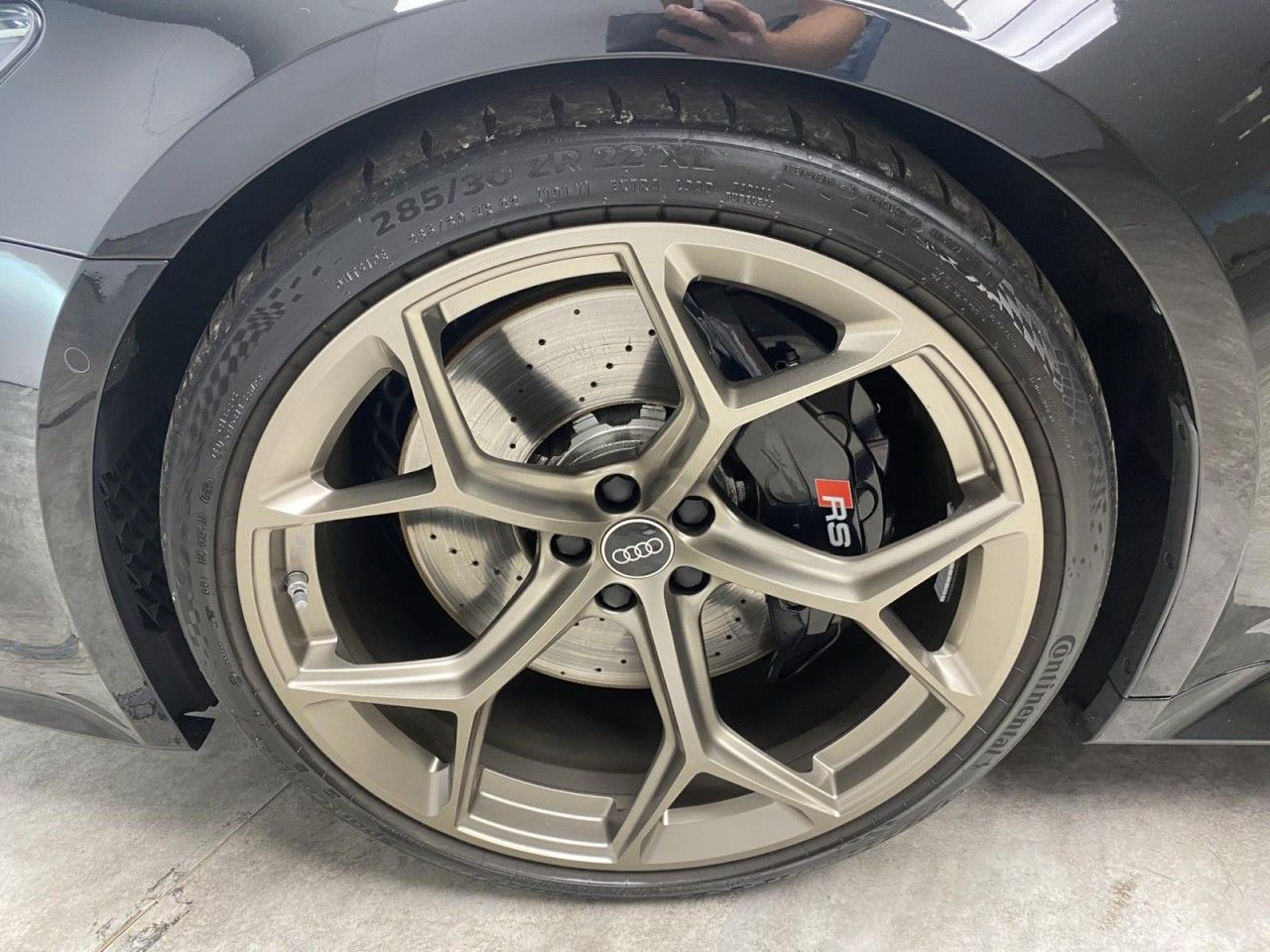 Audi RS 6 Avant performance 4.0 TFSI quattro Standhei