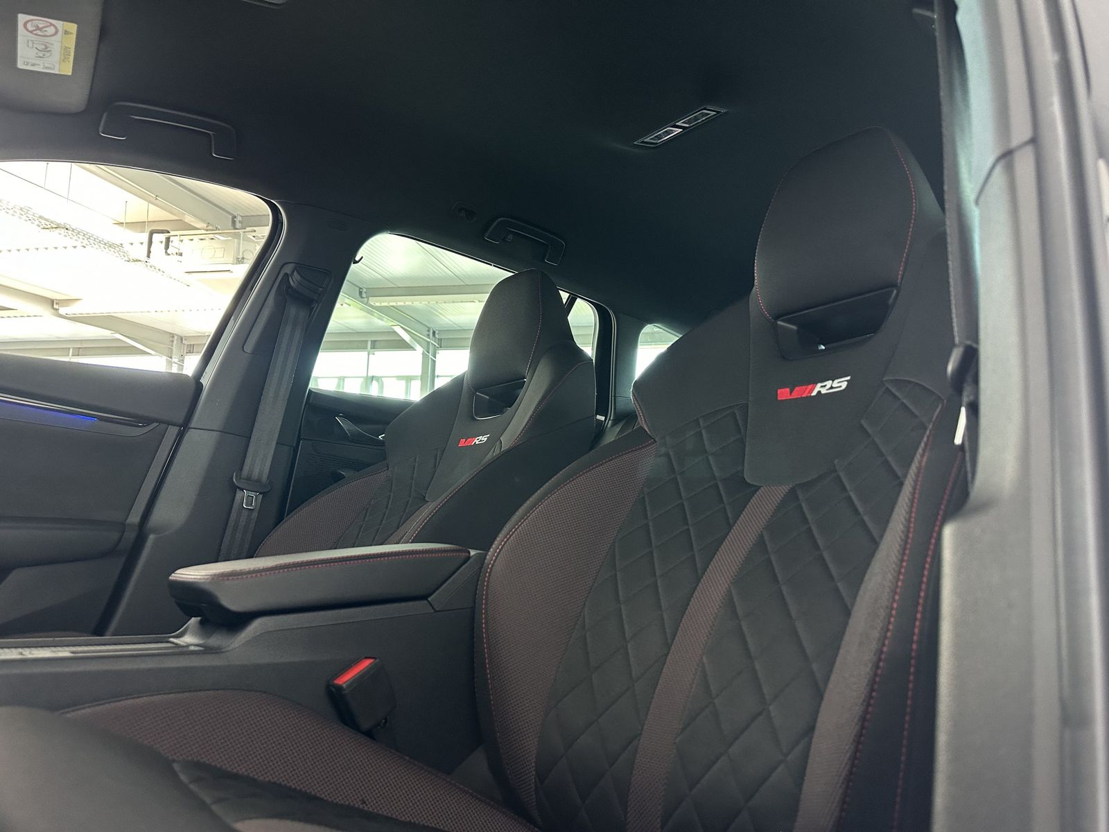 Skoda Octavia Combi RS 4x4 - Samsaru's Car Outlet
