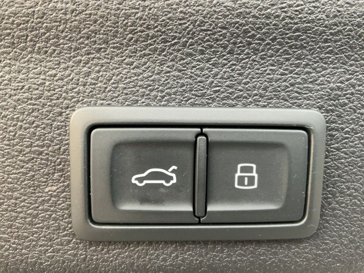 Audi A6 Avant 50 TFSI e QU DESIGN - Samsaru's Car Outlet