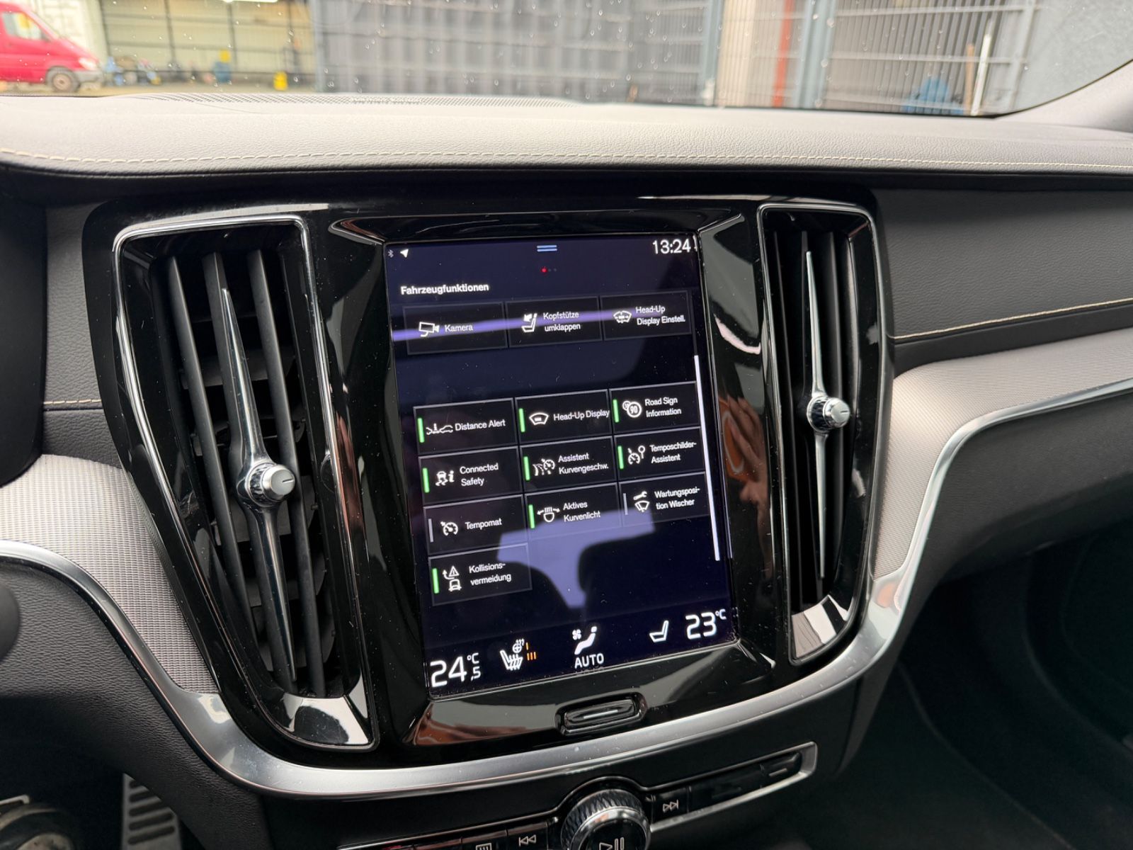 Volvo S60 Lim. R Design Plug-In Hybrid AWD Pano VOLL