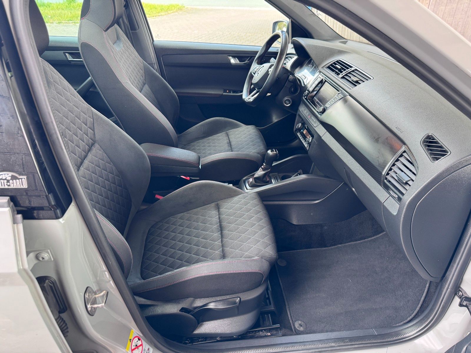 Skoda Fabia Combi Monte Carlo - Samsaru's Car Outlet