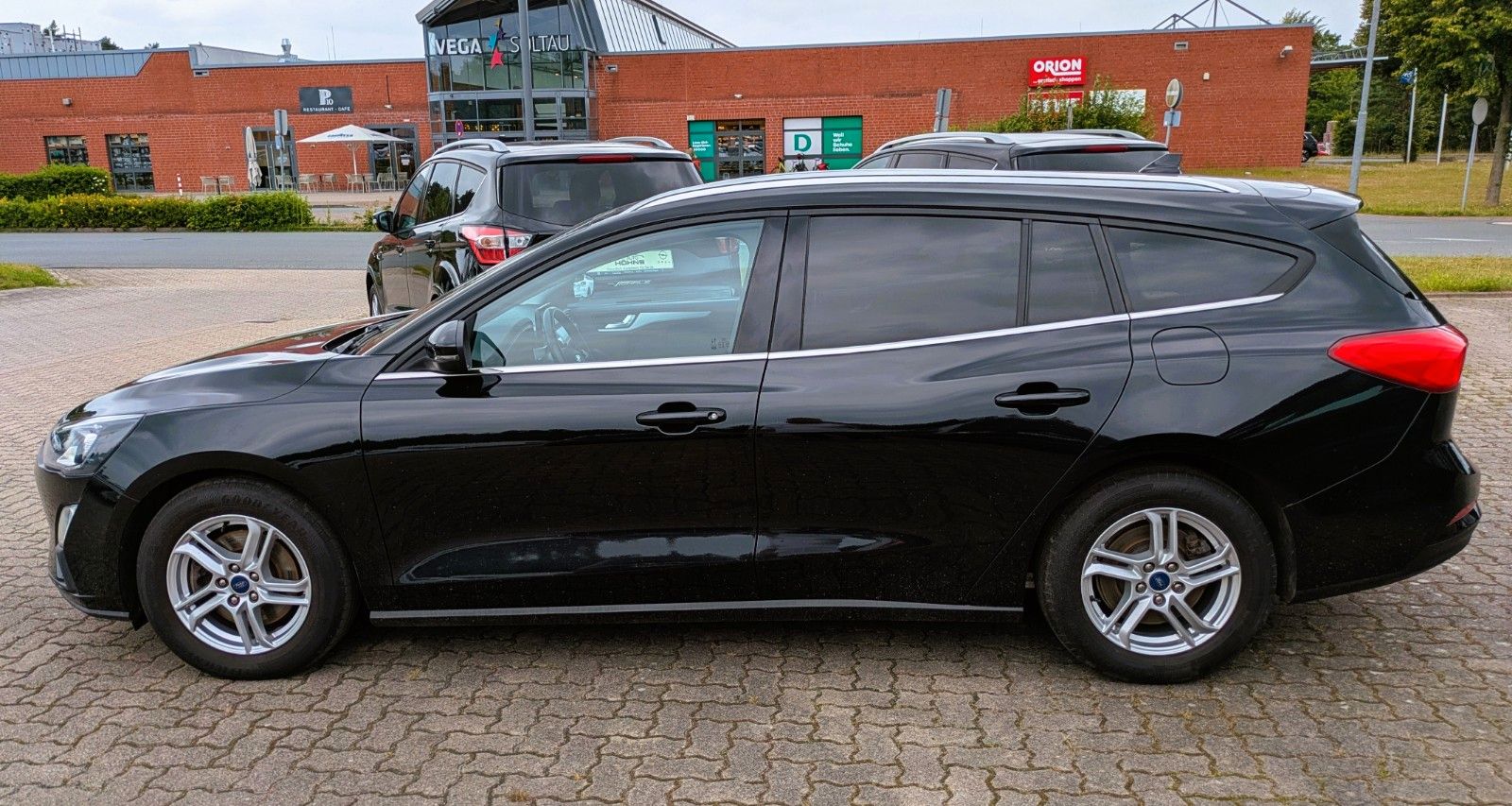 Ford Focus Turnier Cool & Connect *AHK*KAMERA*LED*
