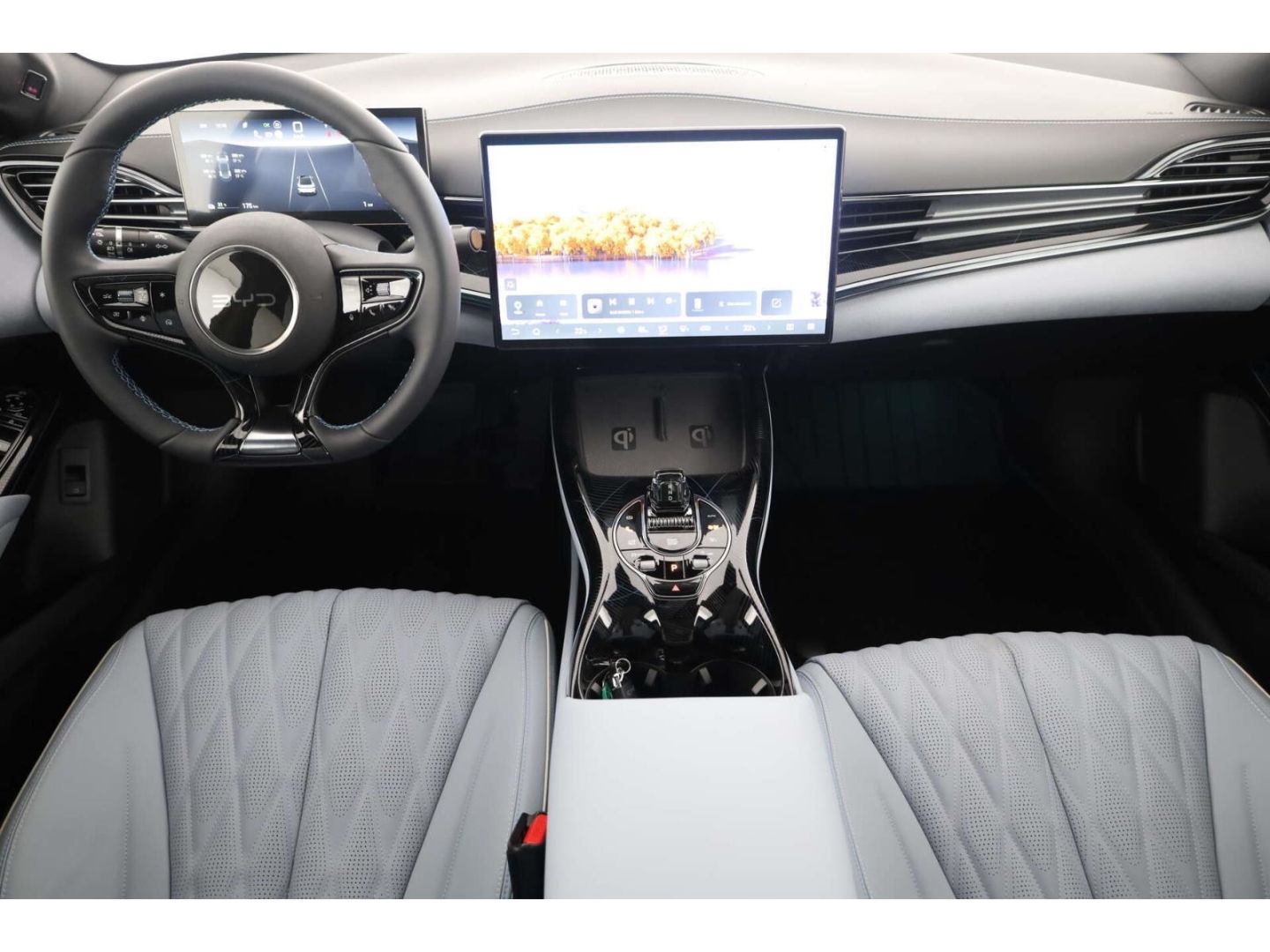 BYD Seal Design LP: 51.899,- /Dynaudio/LED/Wärmepump