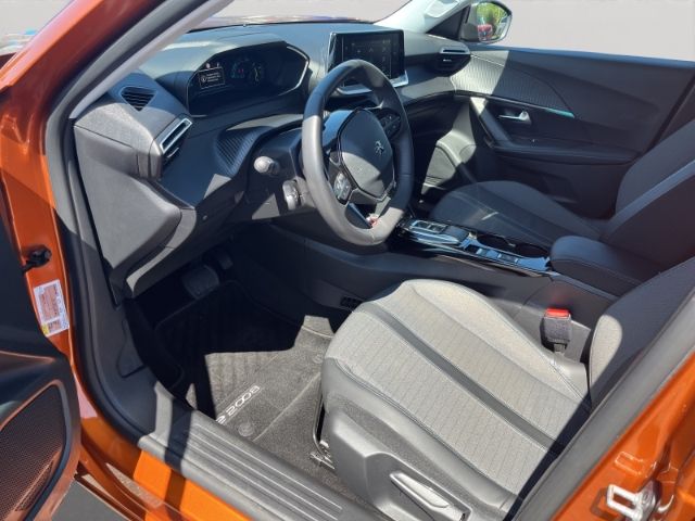 Peugeot 2008 e- Allure - Samsaru's Car Outlet