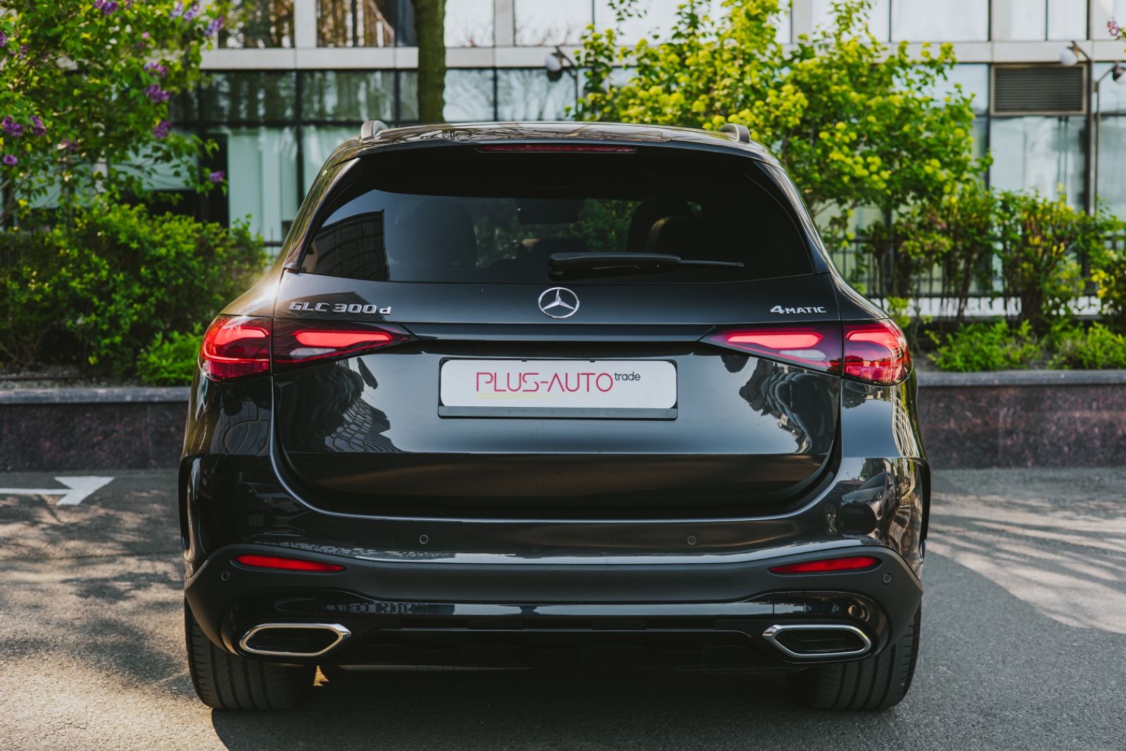 Mercedes-Benz GLC 300d 4Matic AMG / Burmaster