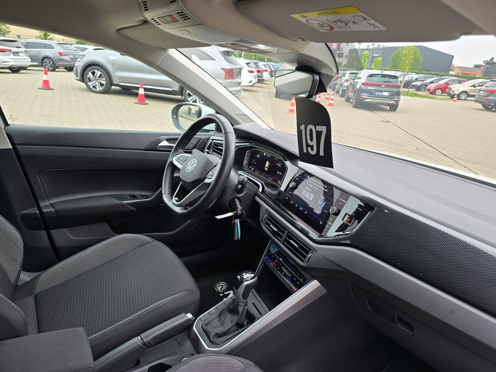 Volkswagen Taigo 1.0TSI DSG Life - Samsaru's Car Outlet